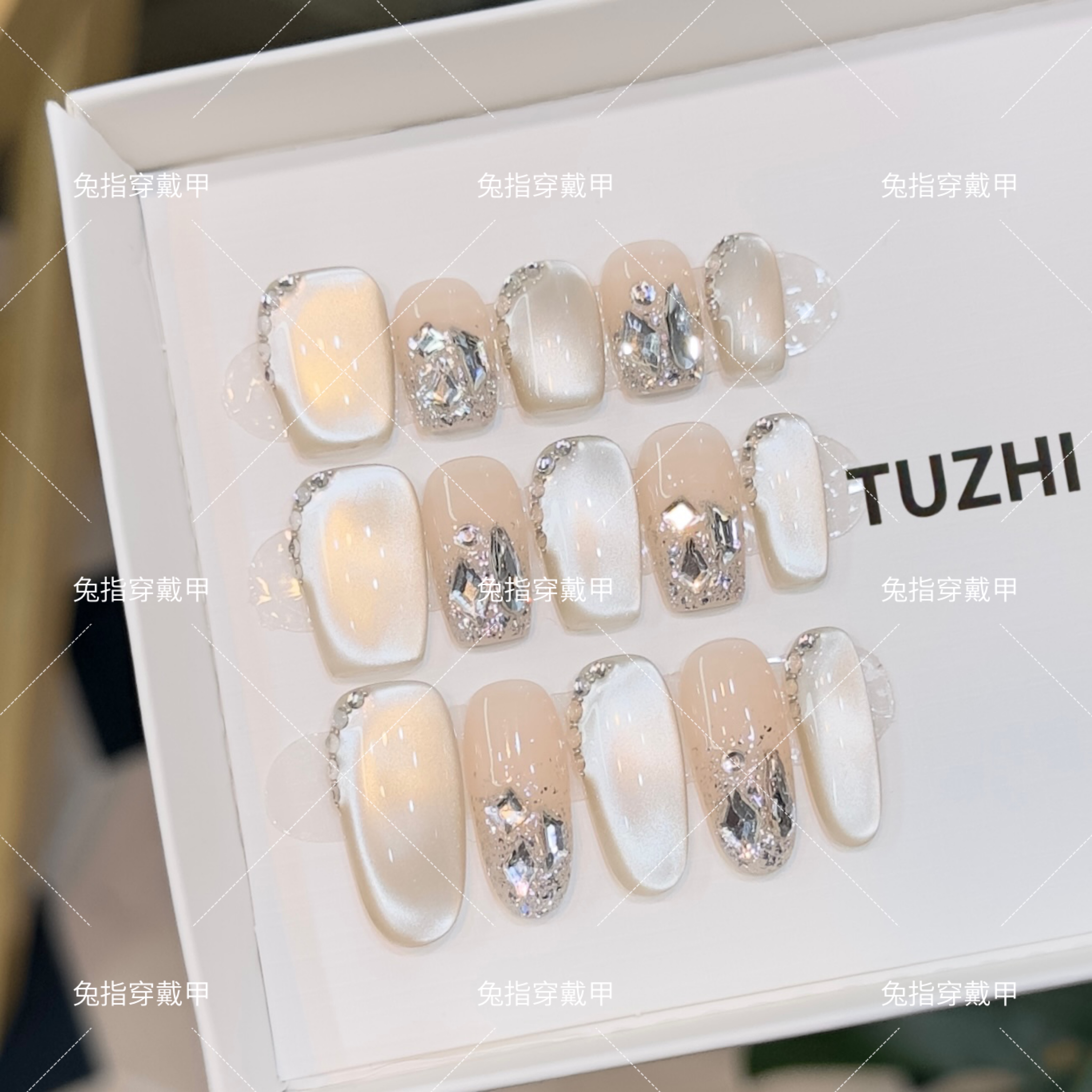 TUZHI NAIL“银河细闪”高级感复古极简小众设计师穿戴甲TGK1103