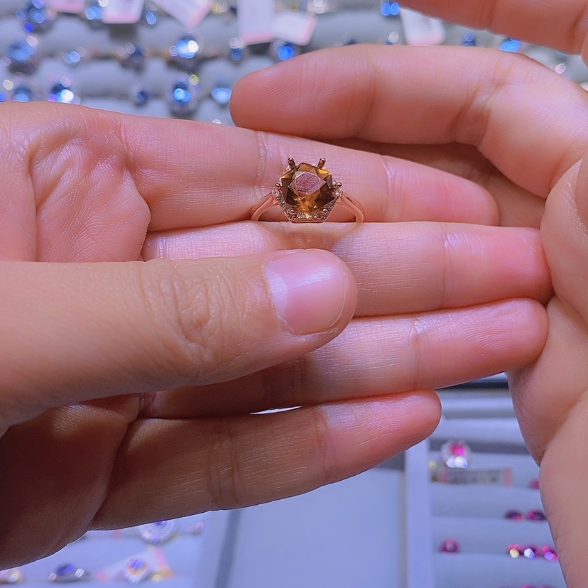 【闪购商品】黄晶戒指银S925镶嵌