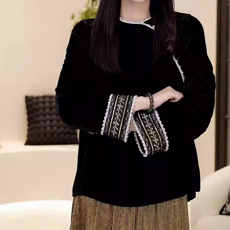 【清仓】新中式国风黑色丝绒短外套女春秋设计感小众斜襟串珠上衣