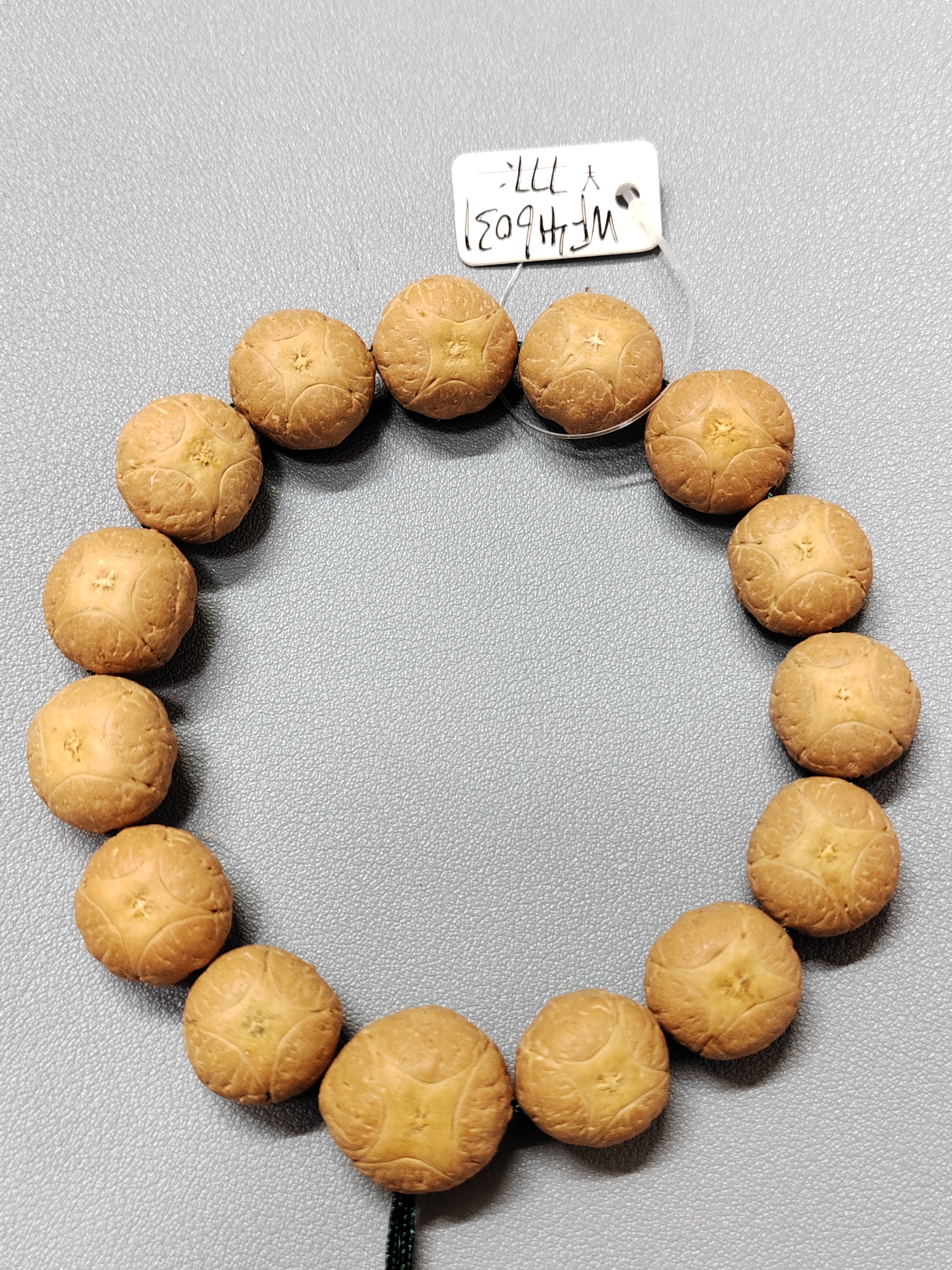 【WF416031】16.0-16.49mm尼泊尔麒麟眼菩提手串14颗文玩手串配三通