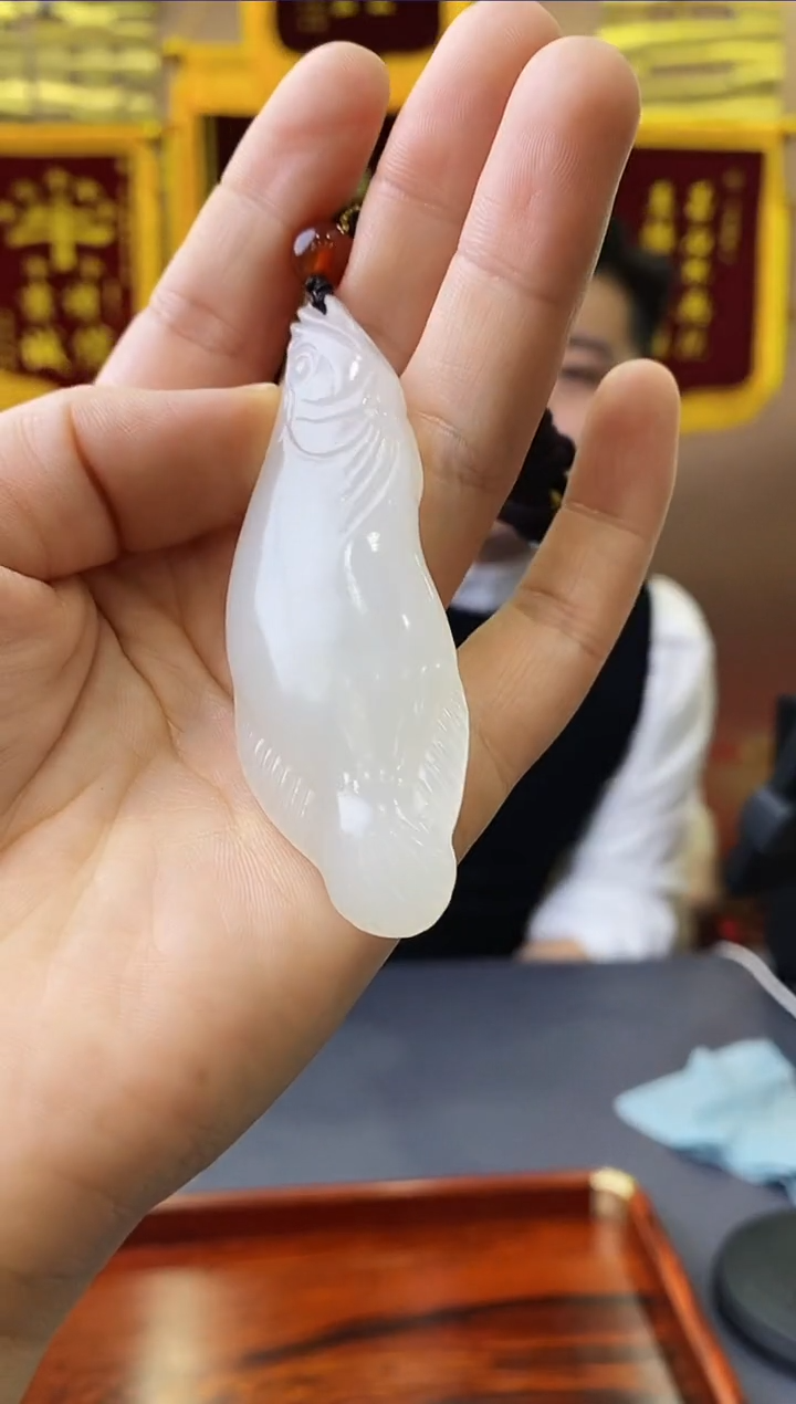 【闪购商品】和田玉挂件未镶嵌年年有鱼