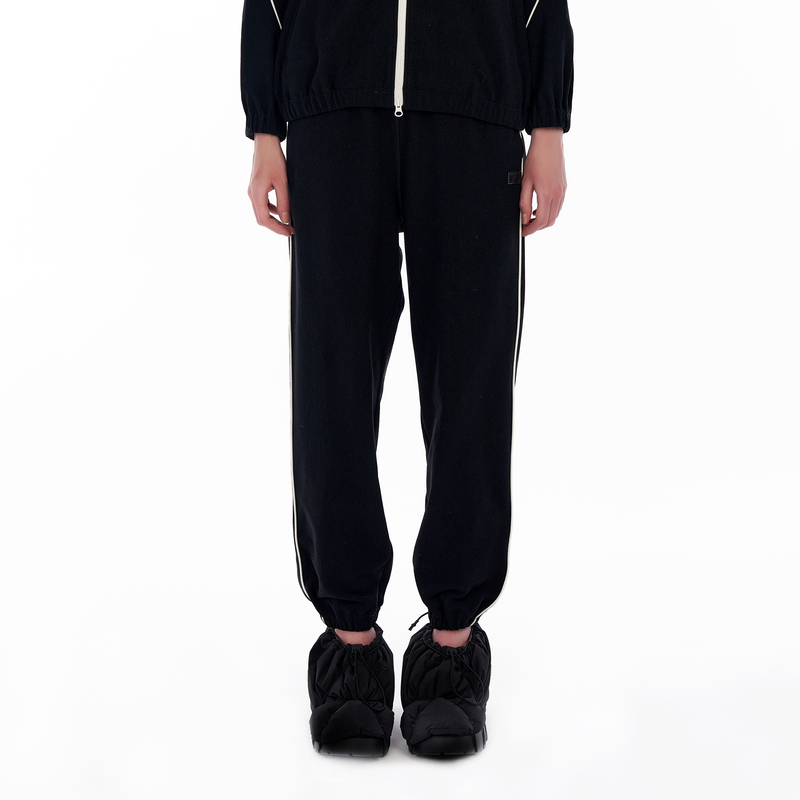 IIIVIVINIKO"经编针织面料"弹力针织宽松慢跑裤M344815393E