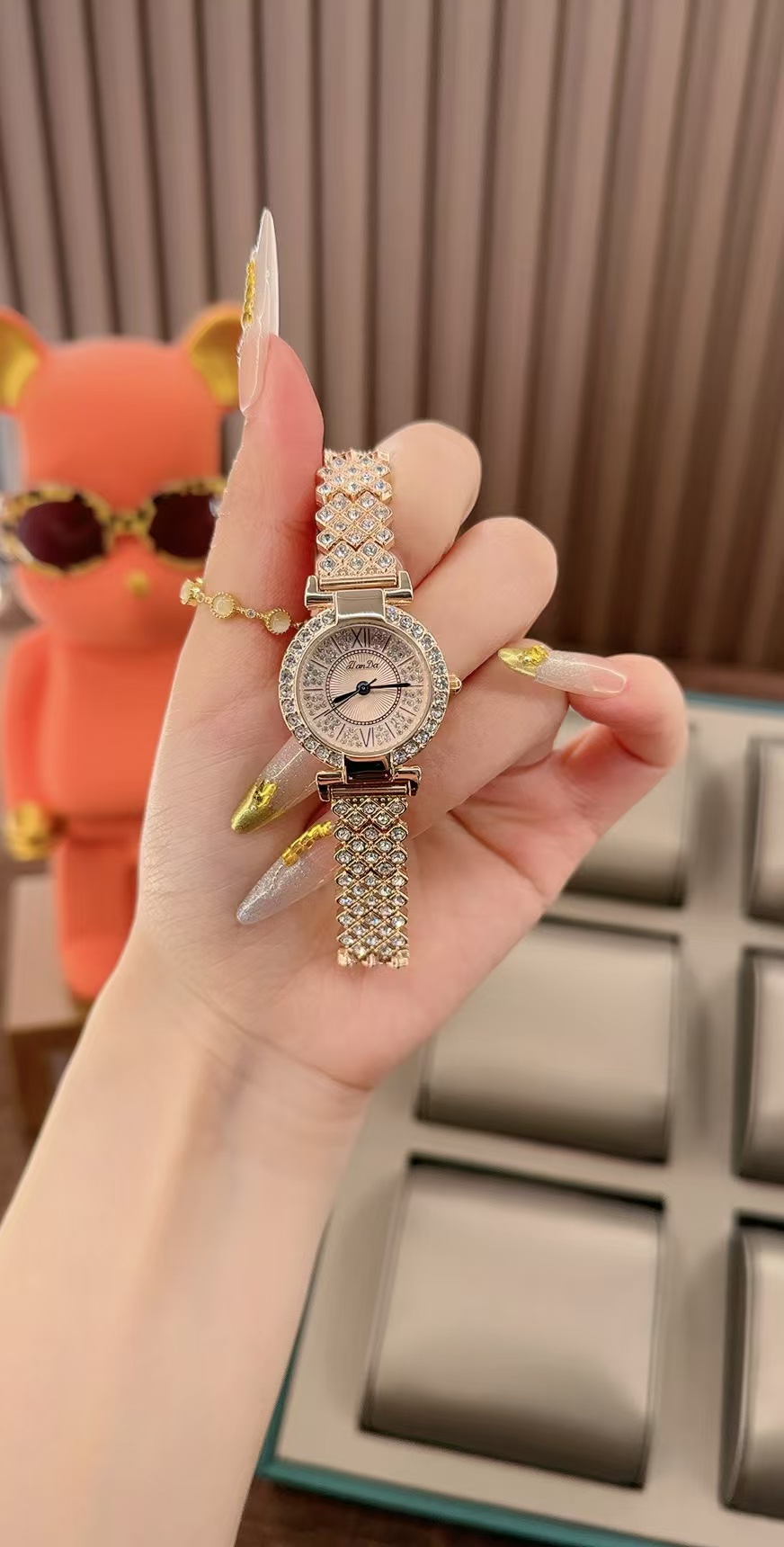 新款法式浪漫璀璨星河时尚女士腕表392