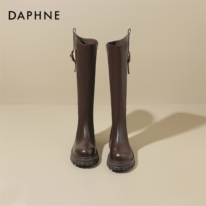 达芙妮25秋冬上新加绒骑士靴厚底增高显瘦复古英伦风圆头长筒女靴