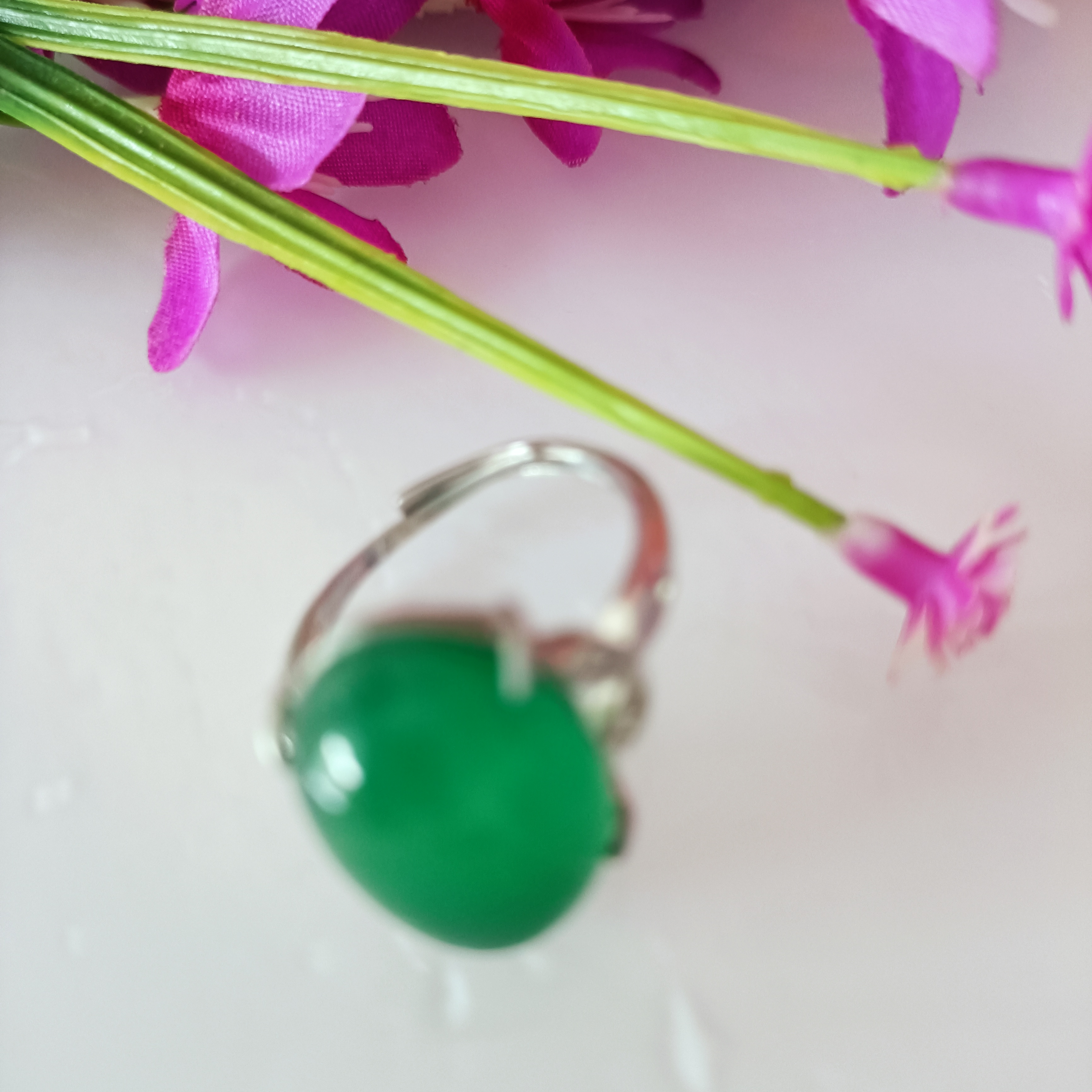 玉髓戒指，马达加斯加