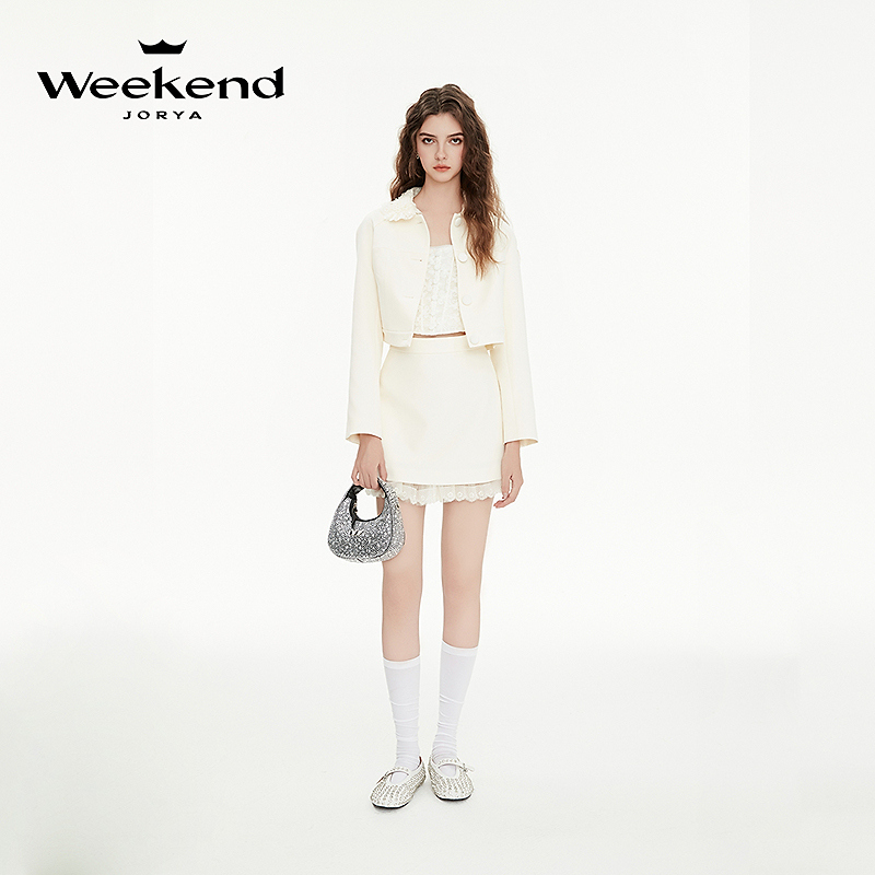 卓雅周末2025年春季新款千金风蕾丝领单排扣长袖短款外套R200655A