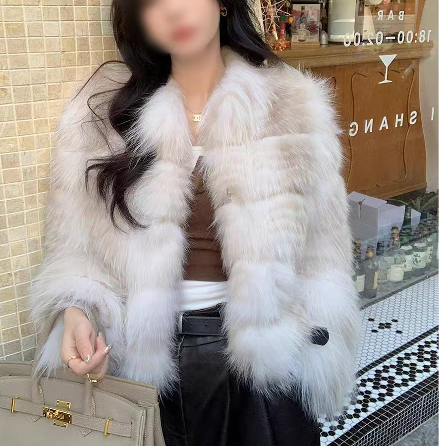 2024名媛落日甜酒玛瑙狐狐网红进口车条SAGA标衣服小香风