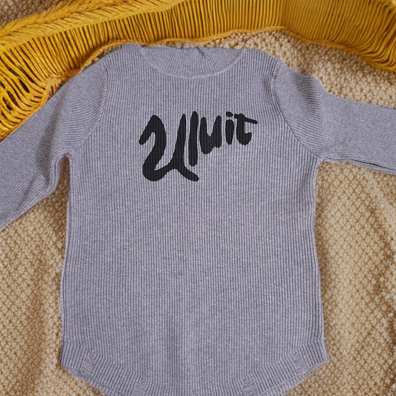 欧洲站秋季新款时尚显瘦圆领渐变晕染百搭破洞毛衣针织开衫