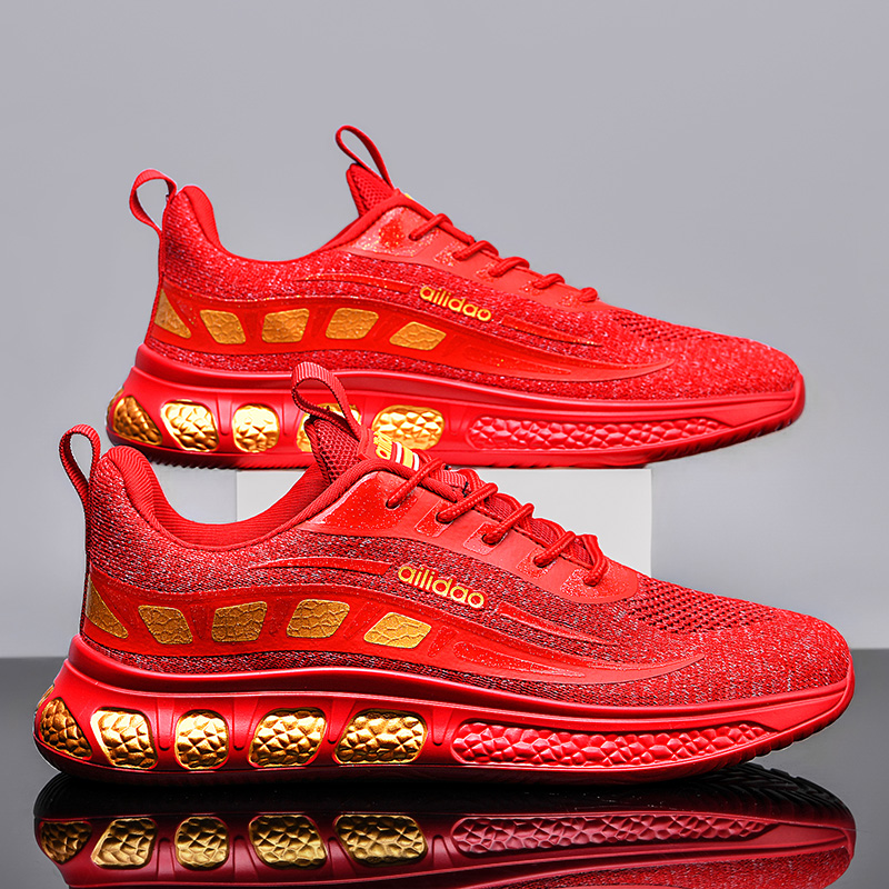 本命年男鞋大红色2023新款社会精神小伙国风潮鞋运动休闲老爹鞋男