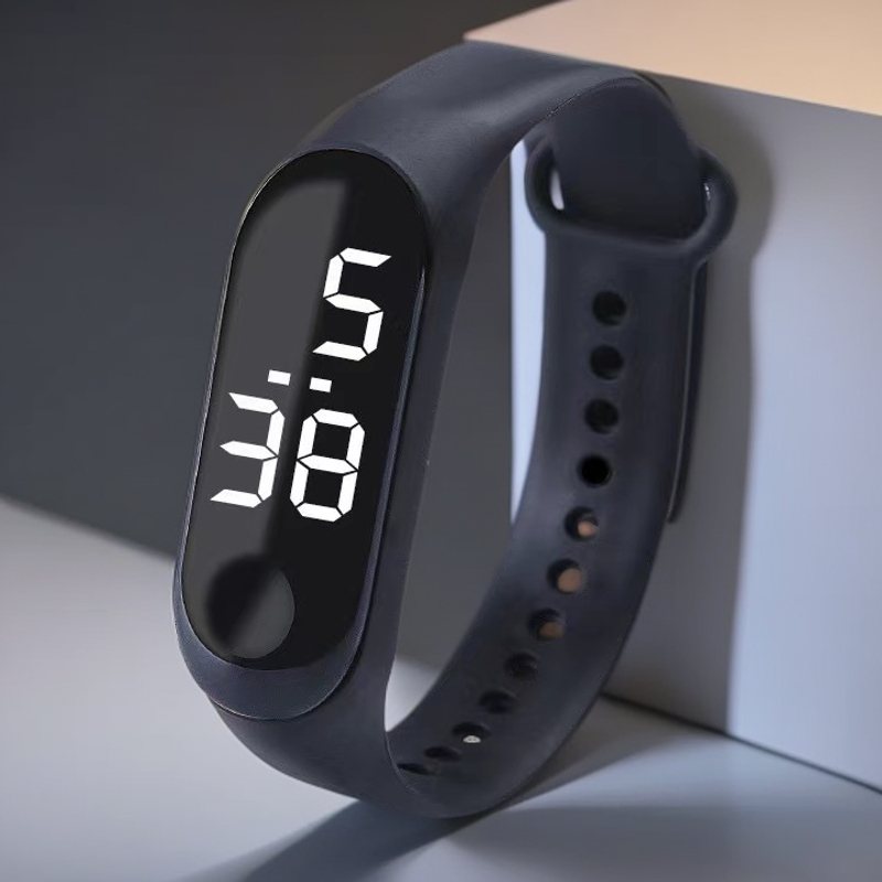 【名扬补贴】时尚运动数字电子创意手环12