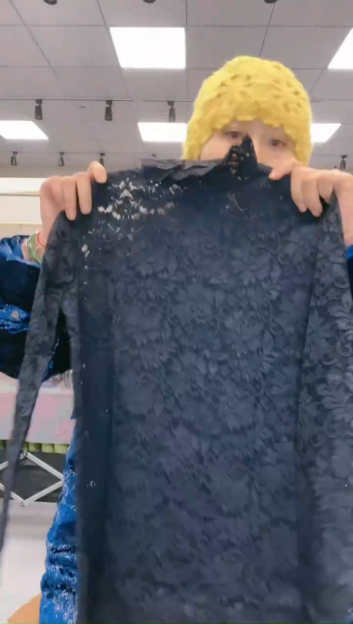 【闪购商品】产品蕾丝打底衫黑色