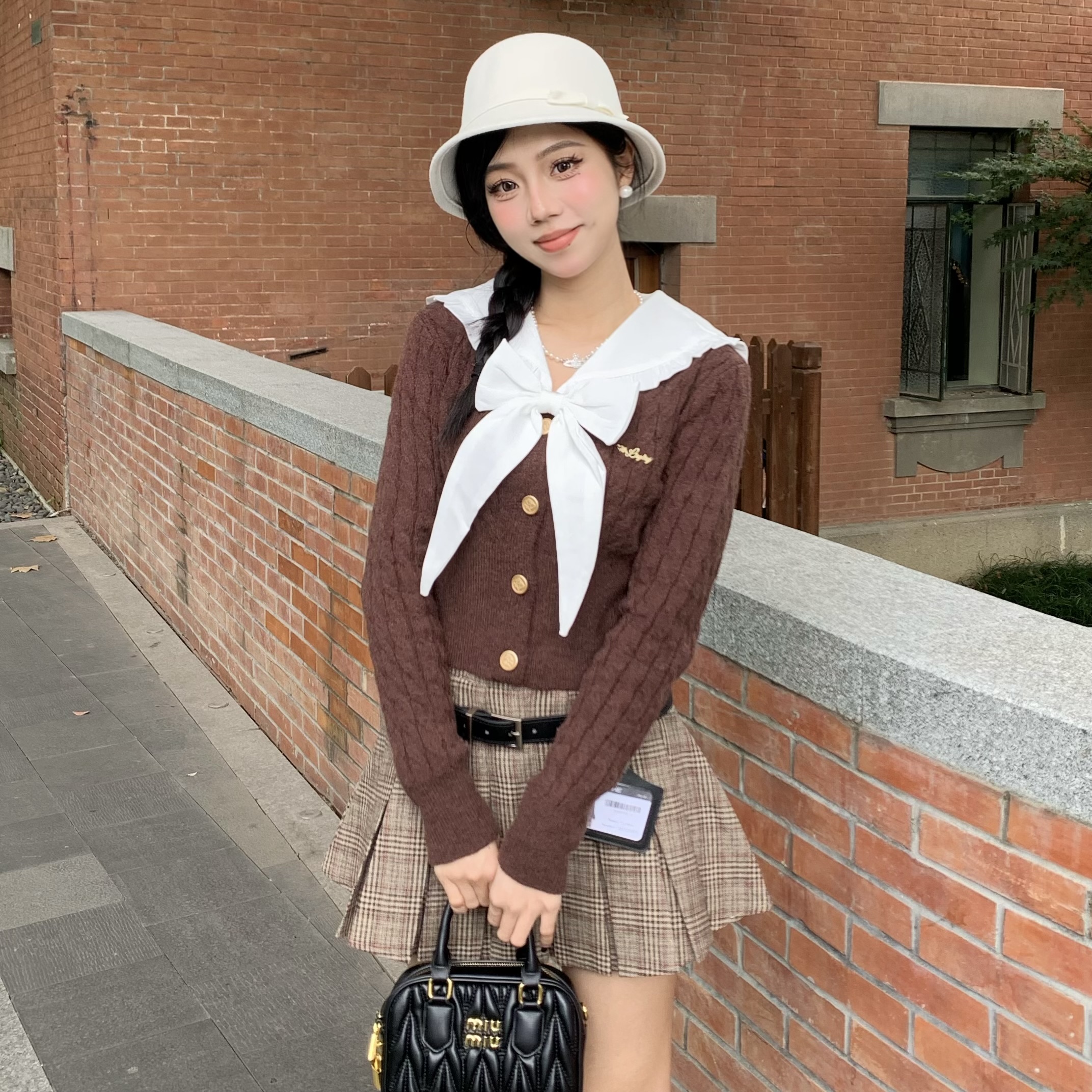 清050花铃太太【知世】海军领毛衣女假两件针织衫短款设计感上衣