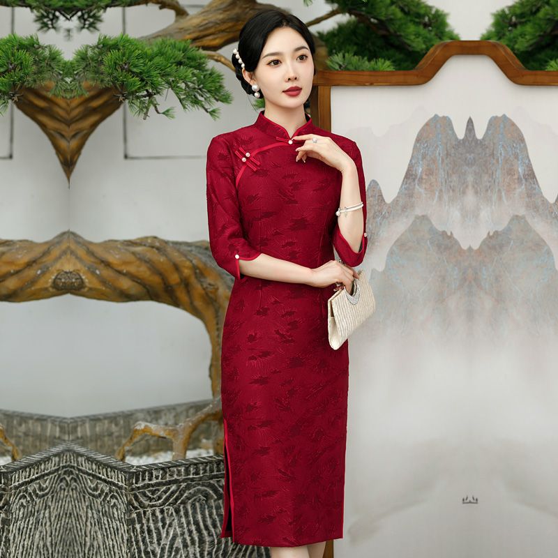 高档红色旗袍改良连衣裙2024秋季新款修身显瘦气质提花礼服中长款