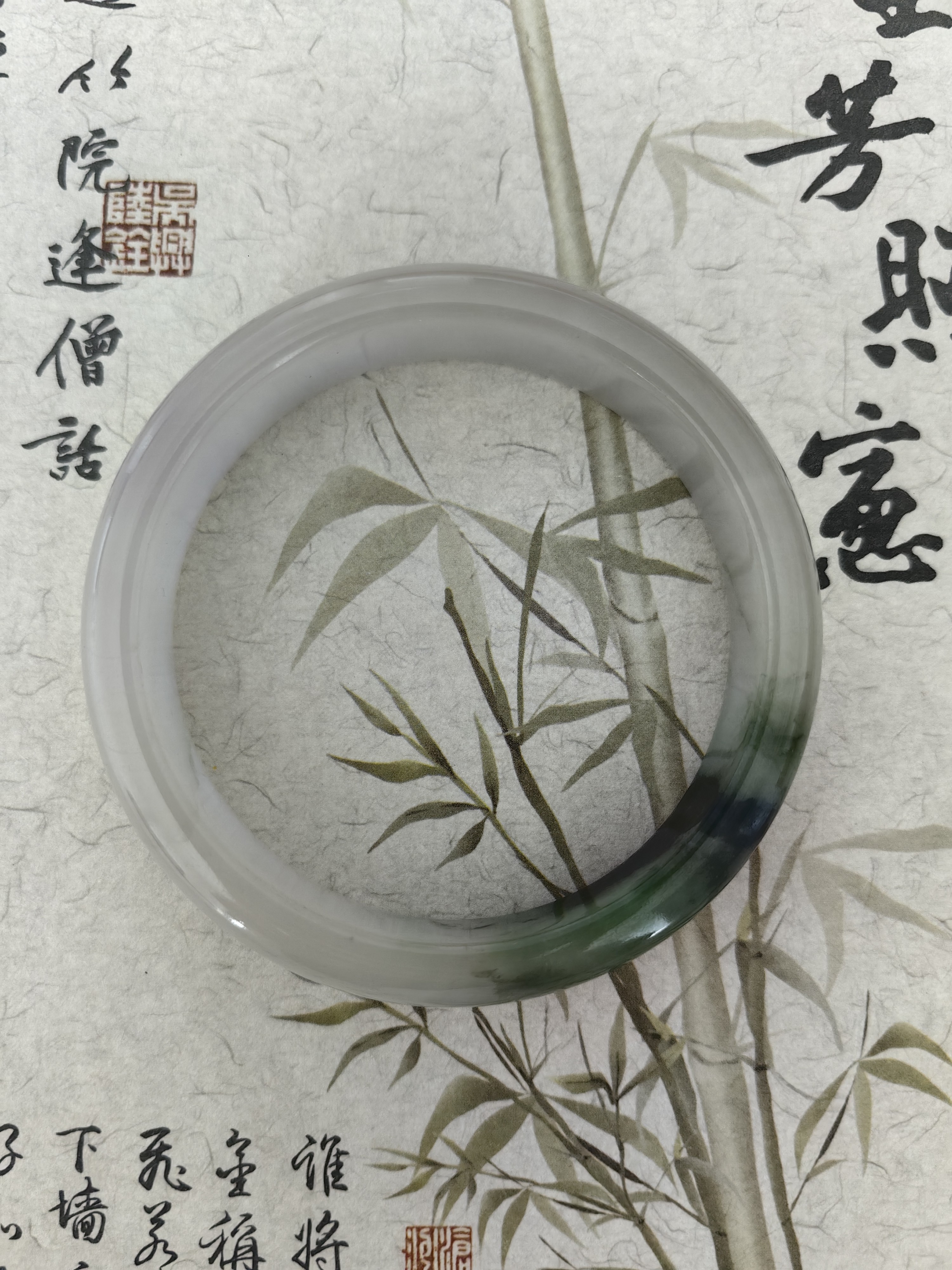 W617缅甸淡色春彩翡翠