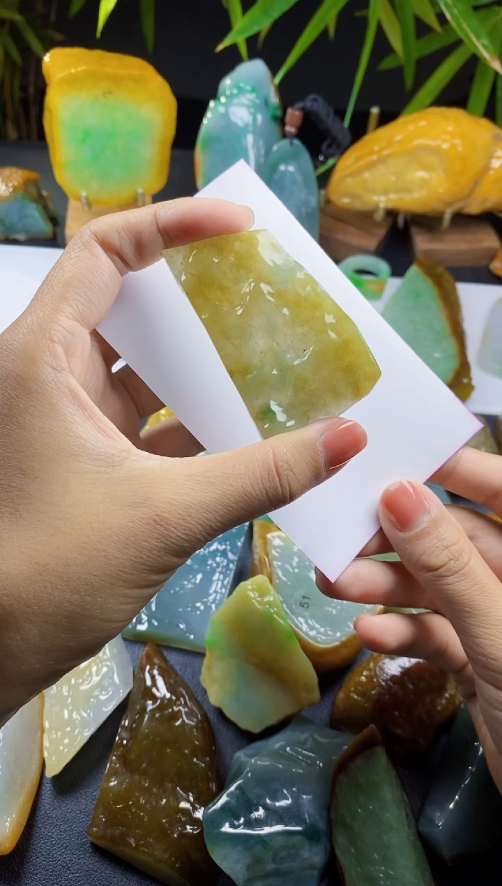 【闪购商品】定制翡翠未镶嵌翡翠