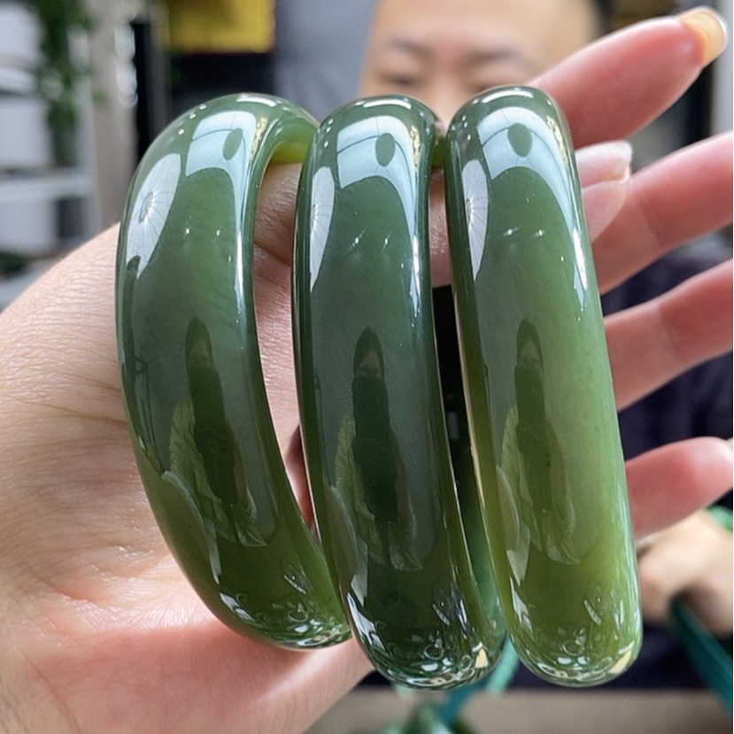 【闪购商品】和田玉手镯未镶嵌拍一发一，多样性发货