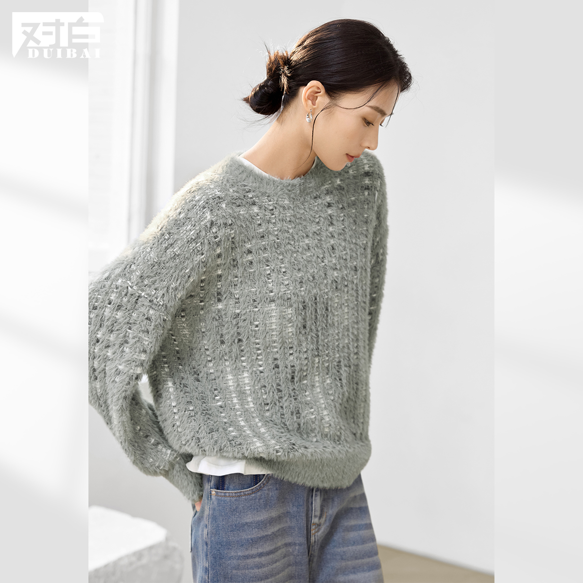 对白高级感仿貂毛圆领毛衣女上衣慵懒宽松软糯针织衫DYZB-EDE200