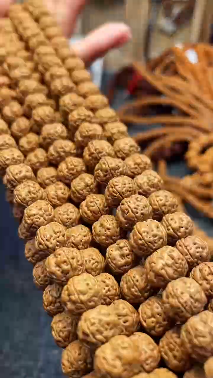 【闪购商品】金刚菩提吊坠老树籽一代花王