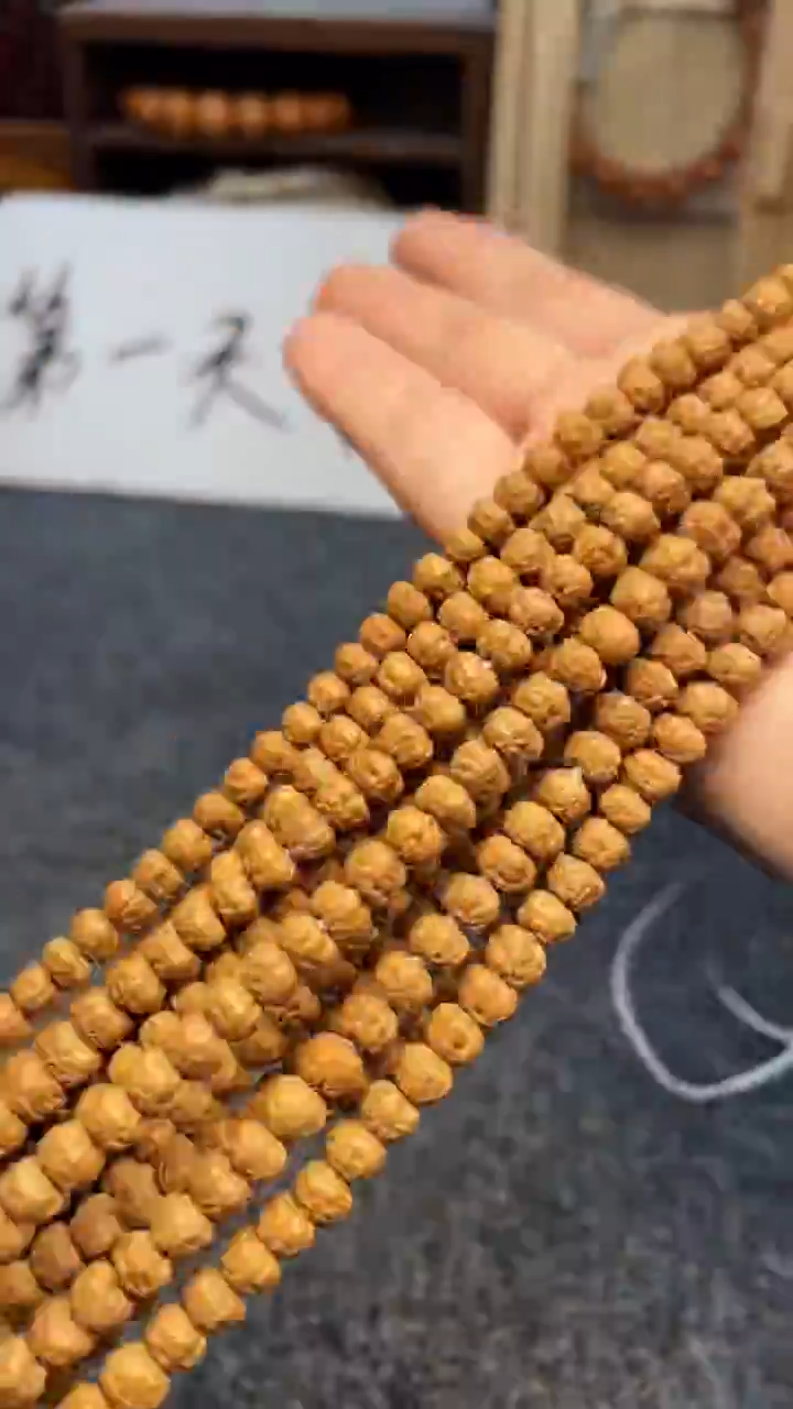【闪购商品】金刚菩提吊坠原桩佛手玄武三日红
