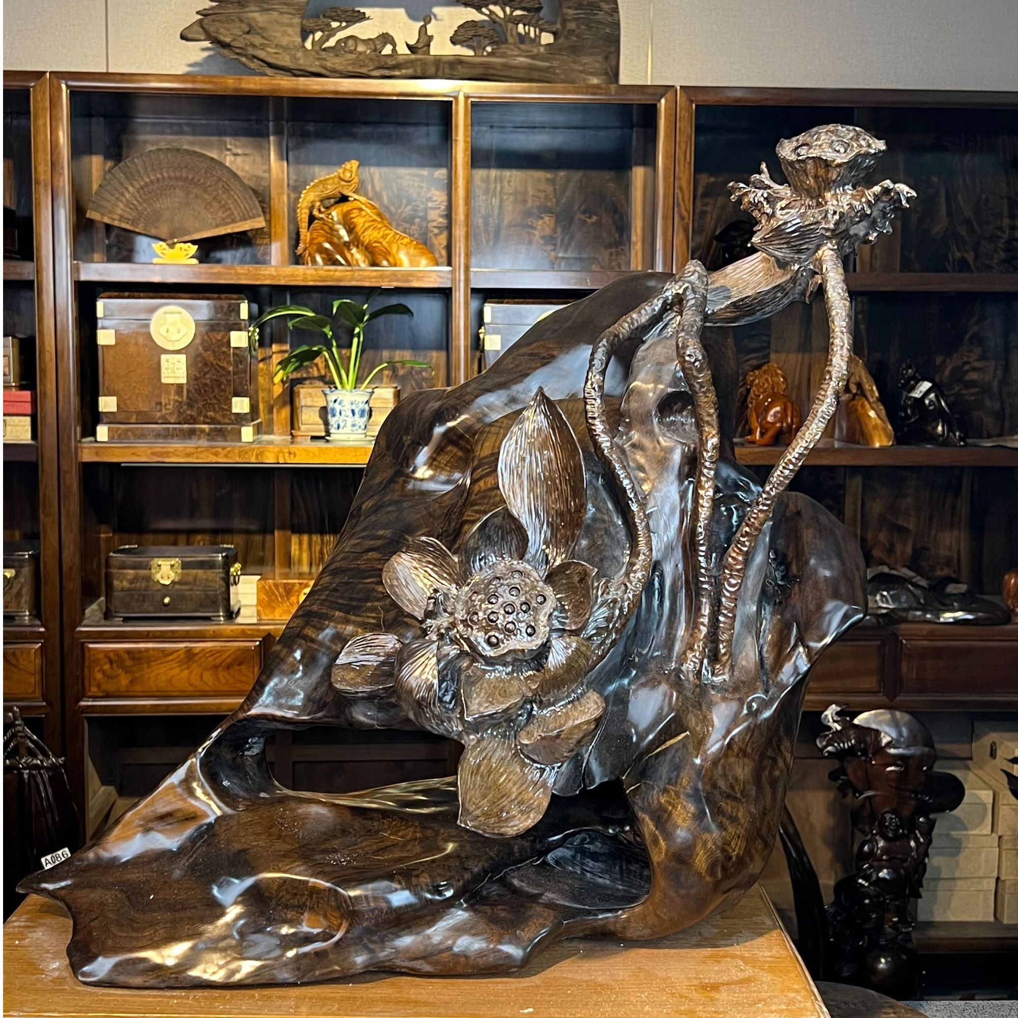 金丝楠手工雕刻荷气生财四川小叶桢楠