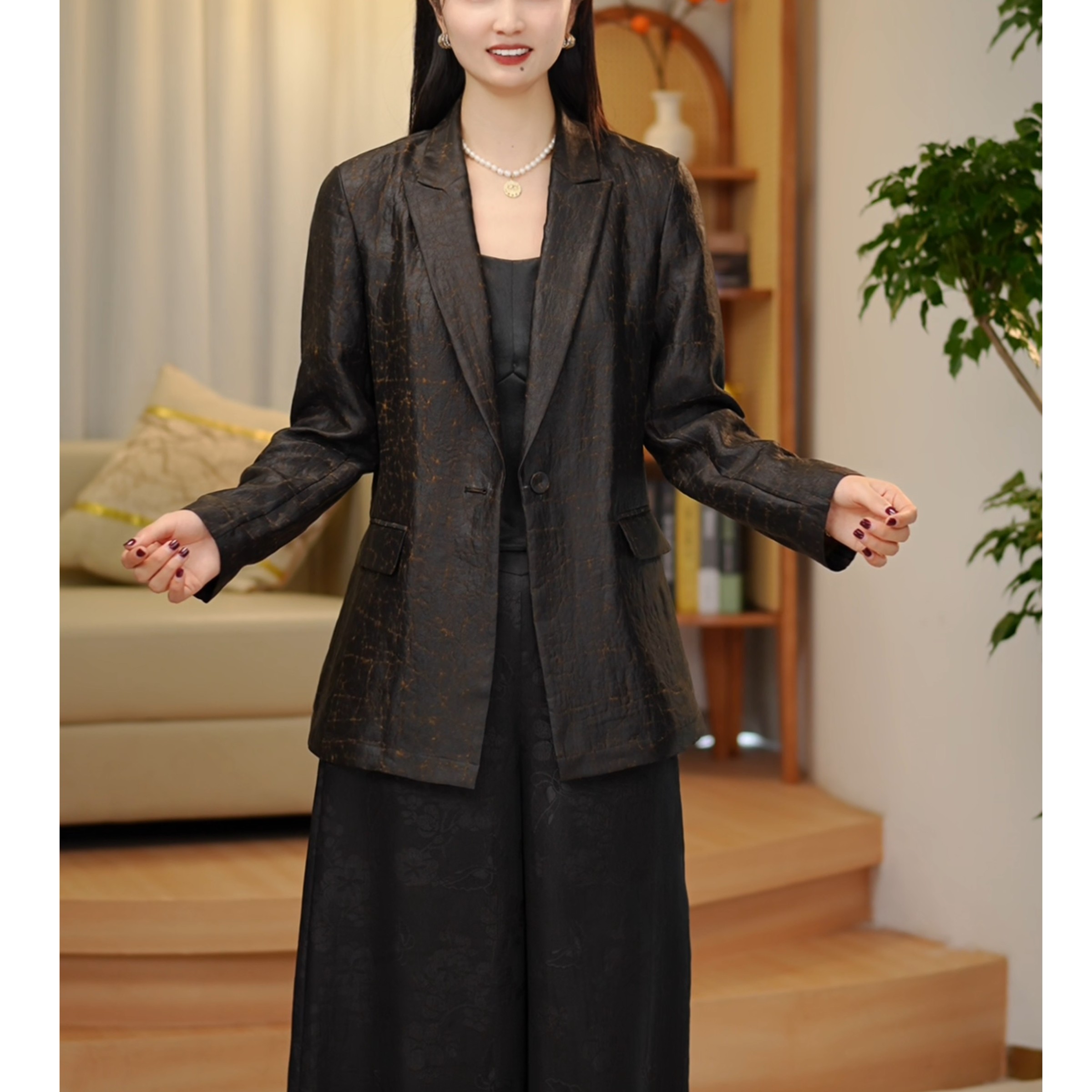 【韩然然原创设计】春秋老料缎龟香云纱休闲复古宽松西装 43130066