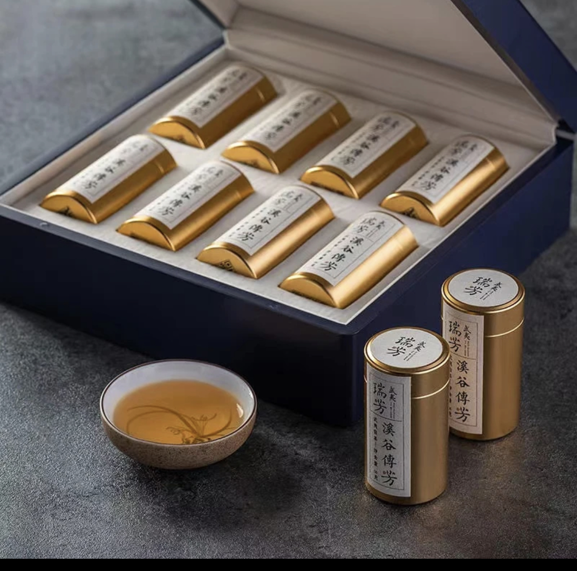 瑞芳溪谷传芳 坑涧大红袍8罐64g礼盒装