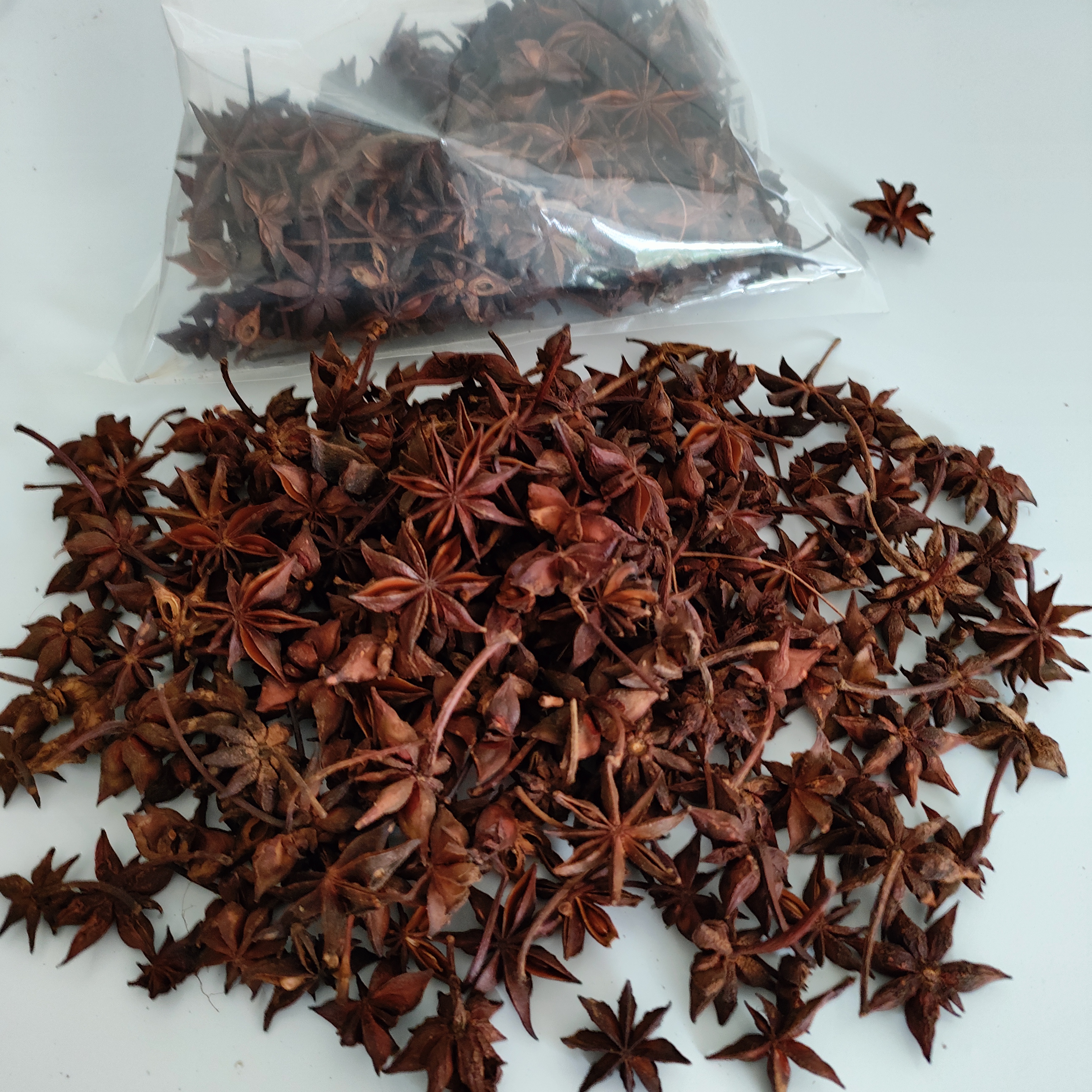 大明山天然晒干香八角