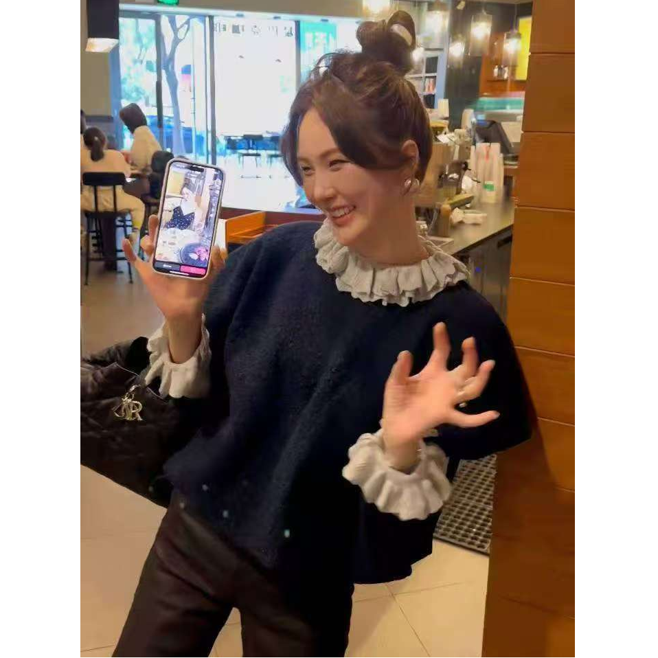 韩国东大门秋冬女独特木耳边上衣穿搭新款小众卫衣马甲