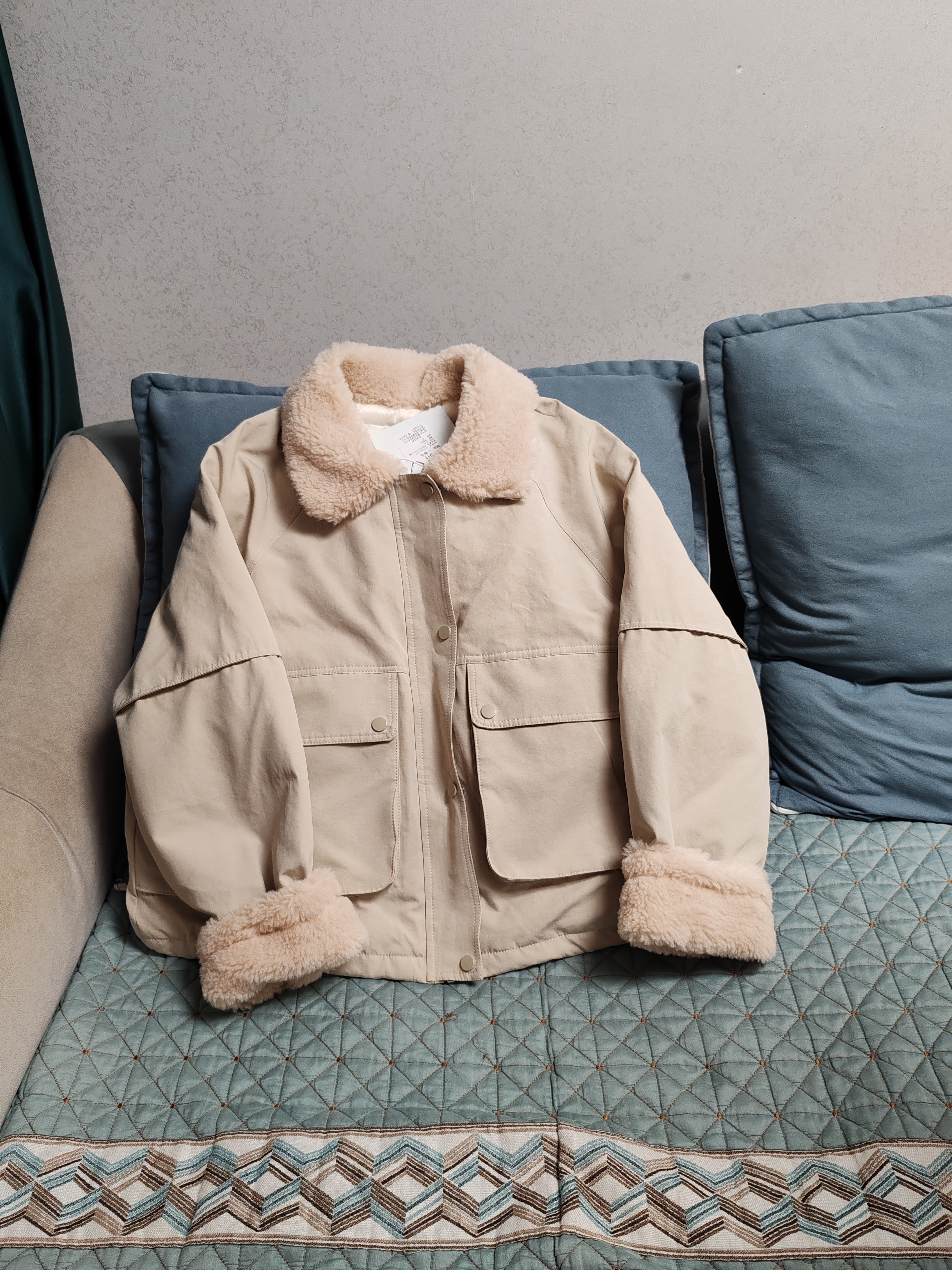 韩版羊羔毛派克服时尚工装短外套女