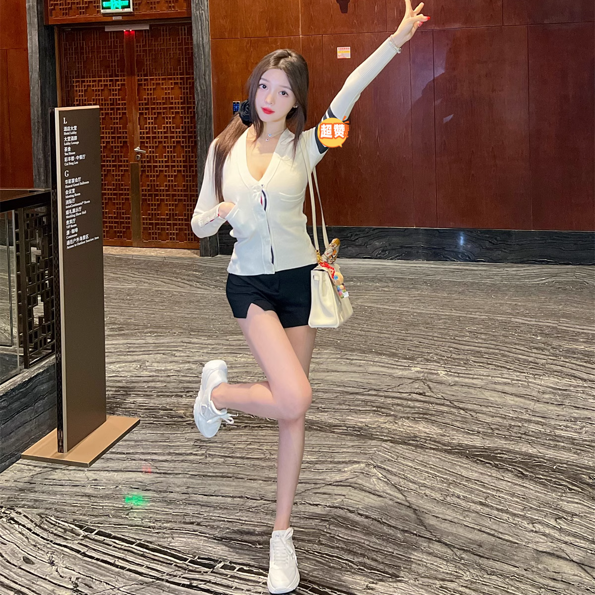 【SL2304299】2.0 有口袋新款版  好版型紧身修身 条纹针织开衫