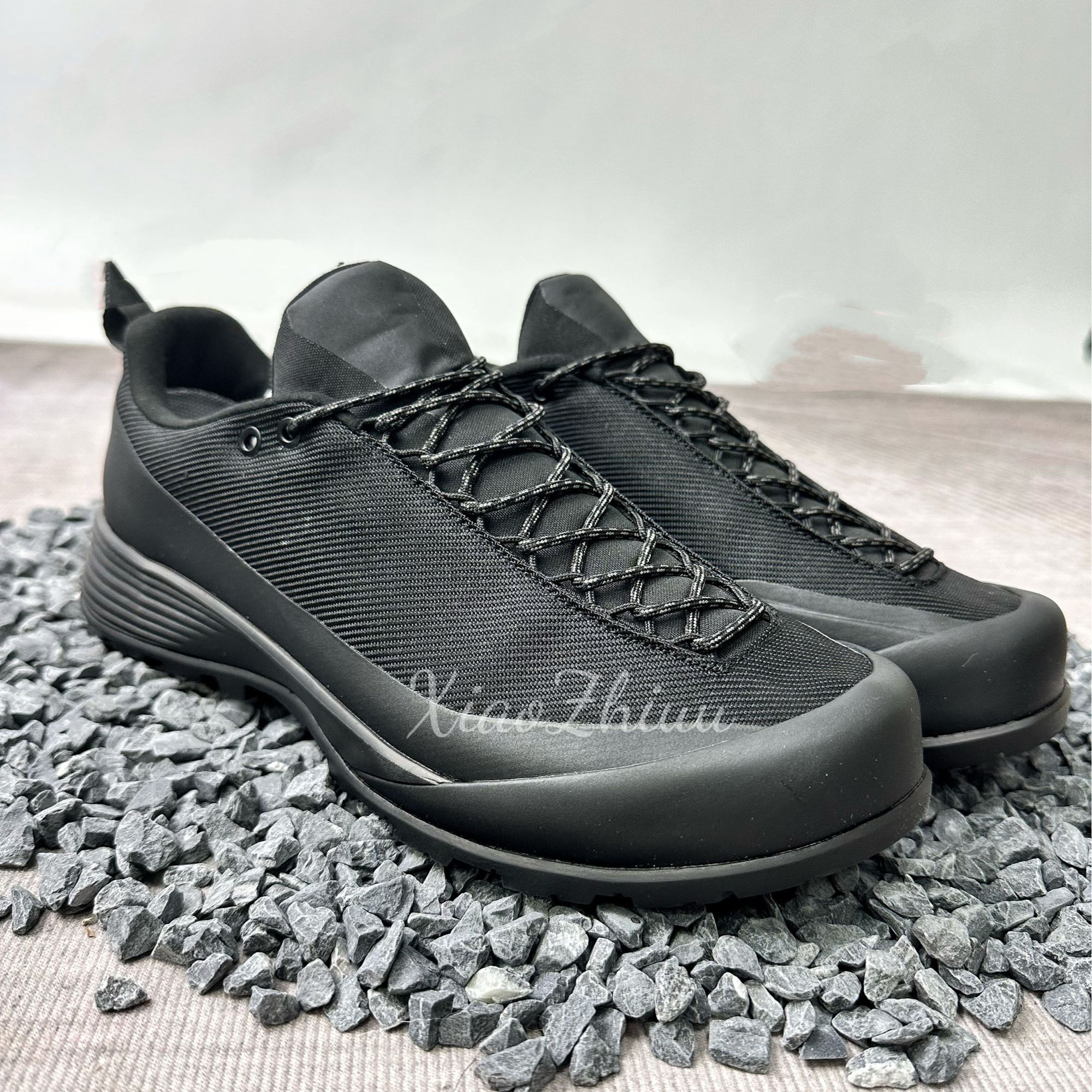 【ZHI】四季防水户外透气休闲徒步登山耐磨防滑运动男士户外鞋