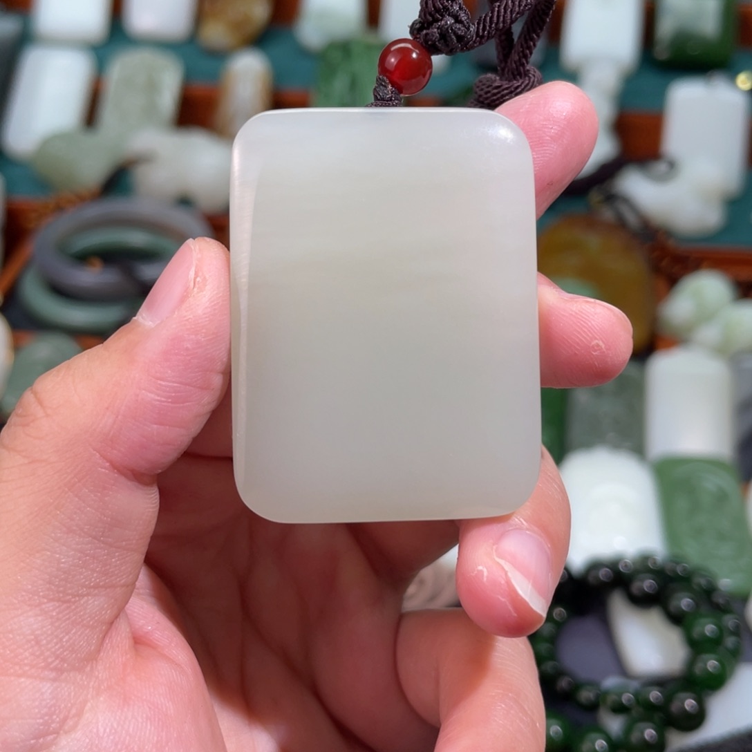 和田玉挂件未镶嵌香****司