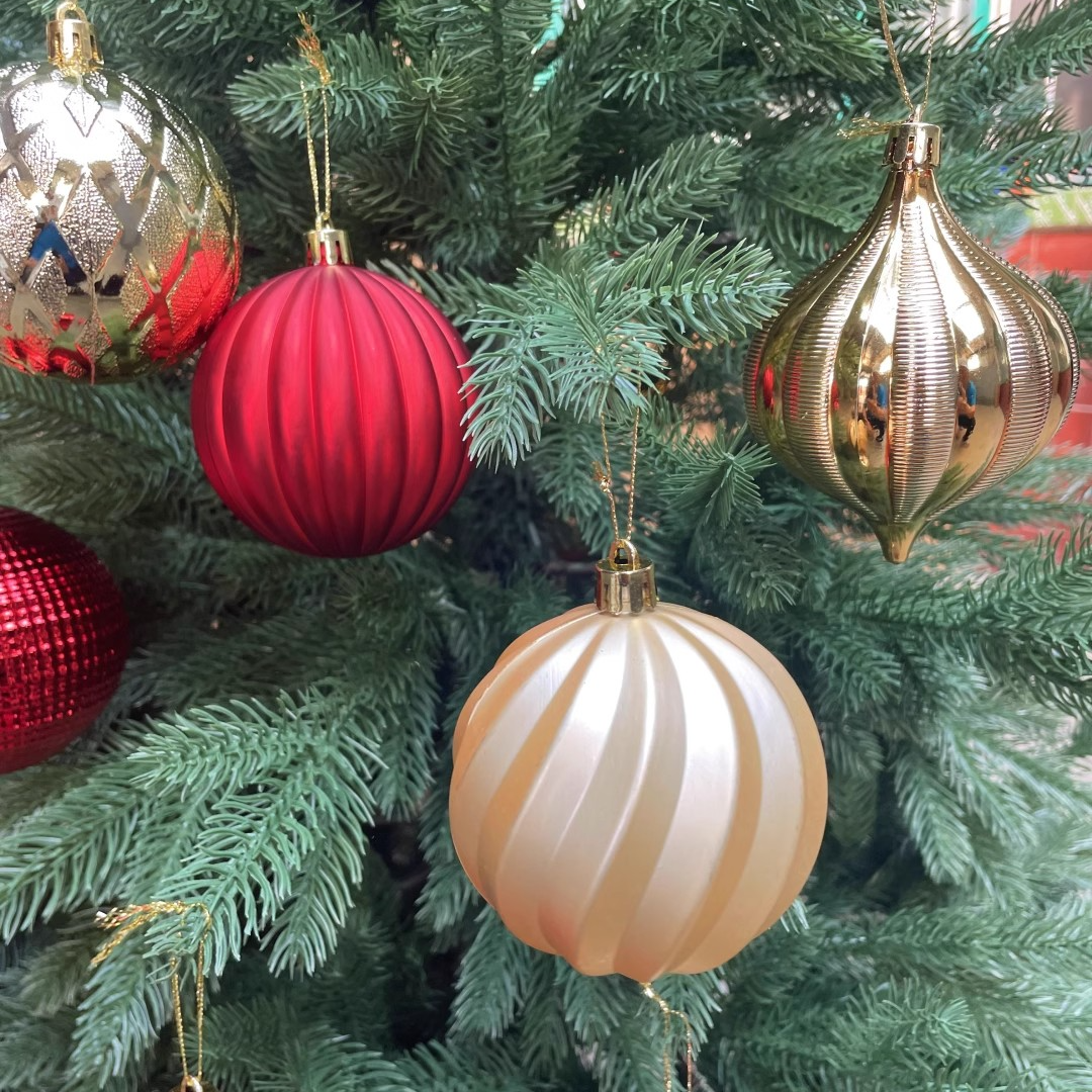 新款红色圣诞树装饰球 金色红圣诞树装饰挂球 8CM圣诞装饰球套装