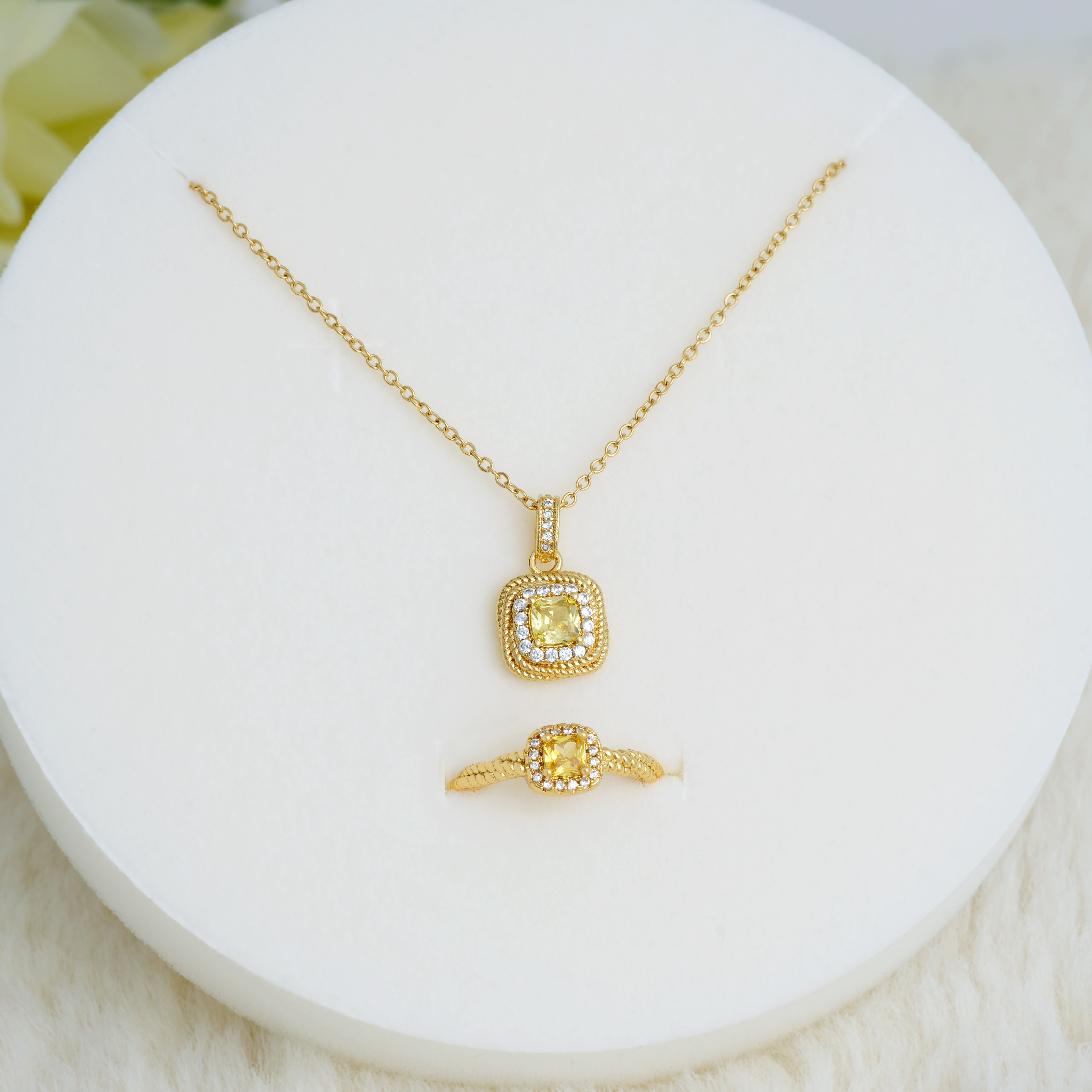 钛钢项链 小方糖项链女轻奢时尚镶嵌戒指小众百搭网红锁骨链礼物