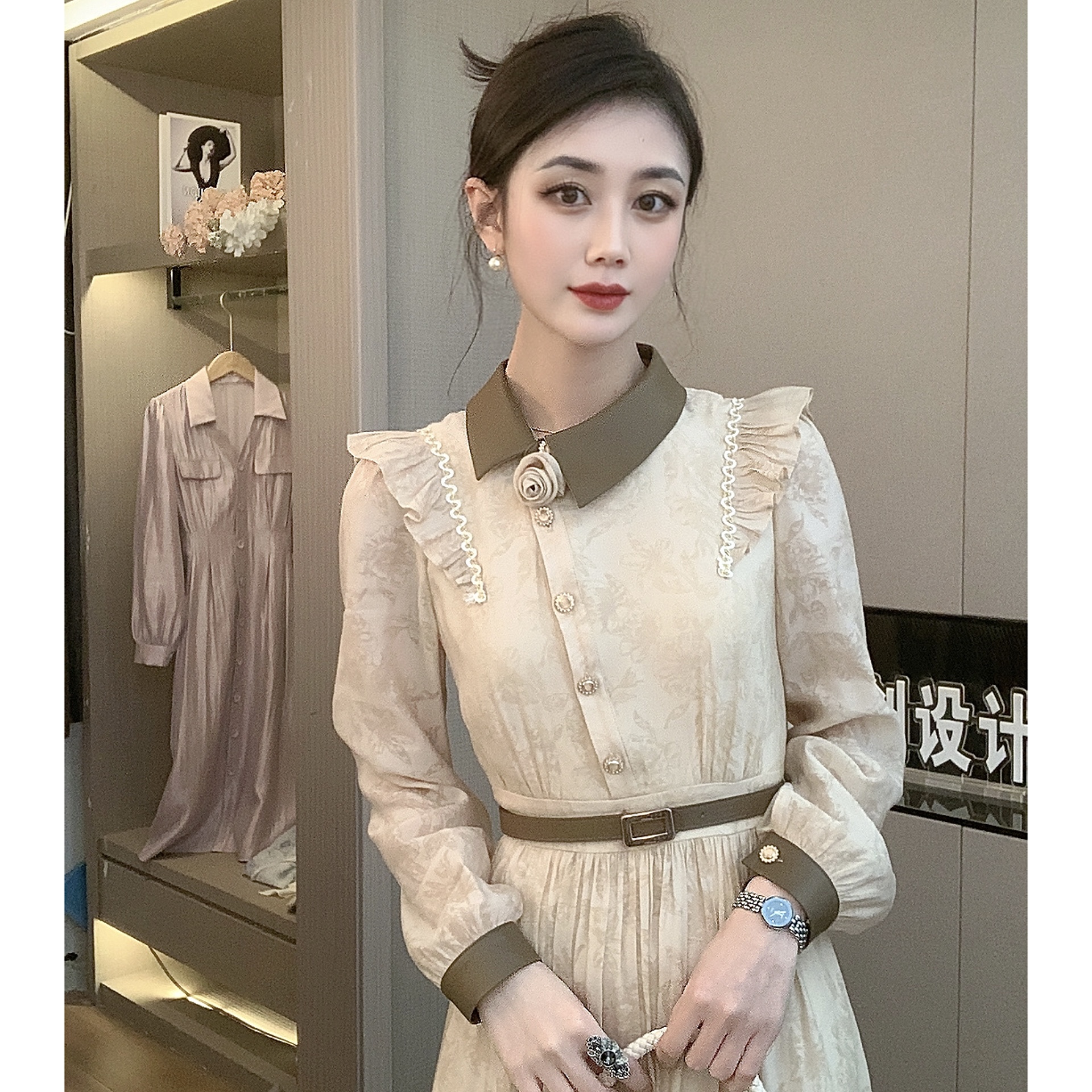 【梦梦&GERTC】落花为信2.0 秋季法式立体花收腰款连衣裙CC243L1054