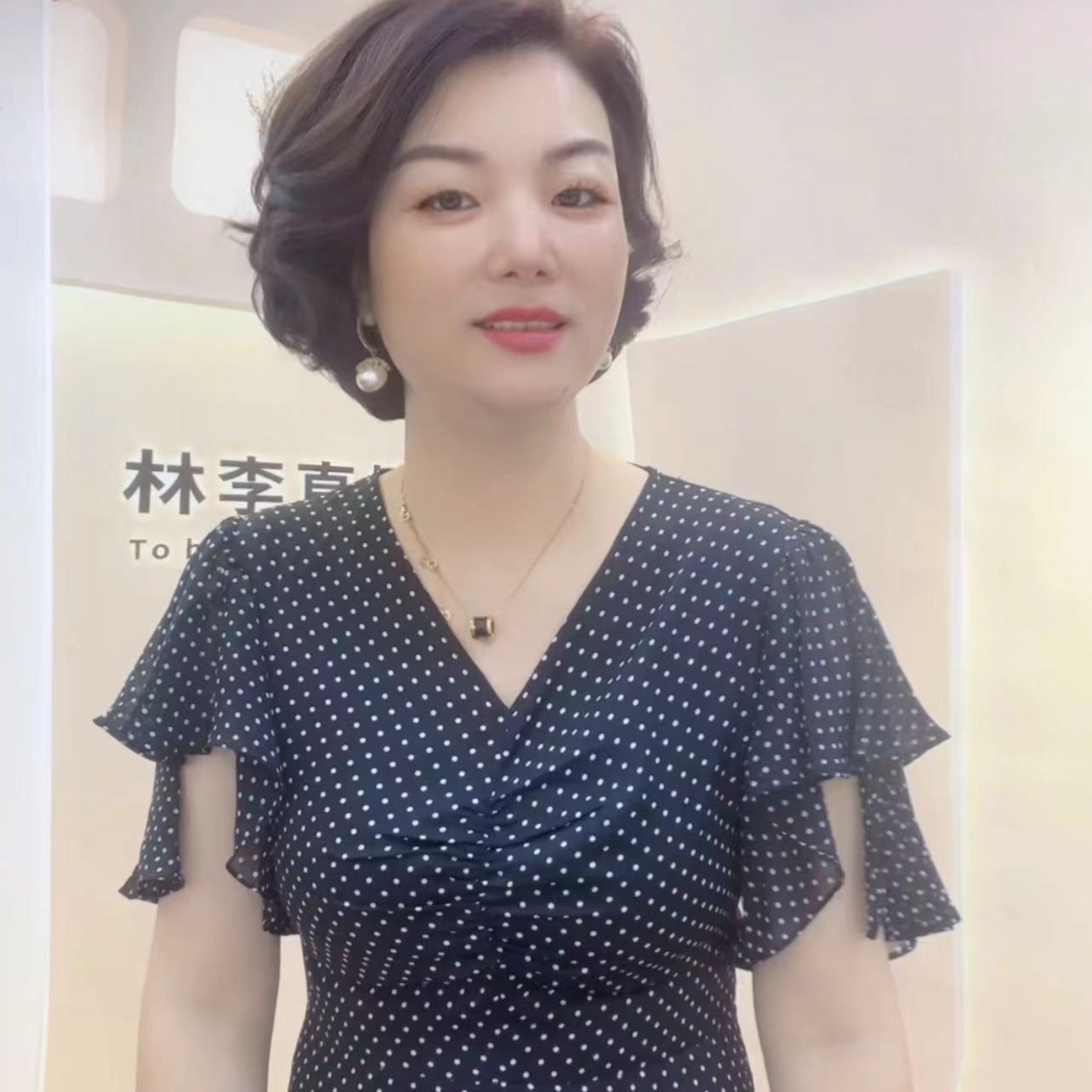 《林李上新》8329新款修身显瘦后背镂空长裙