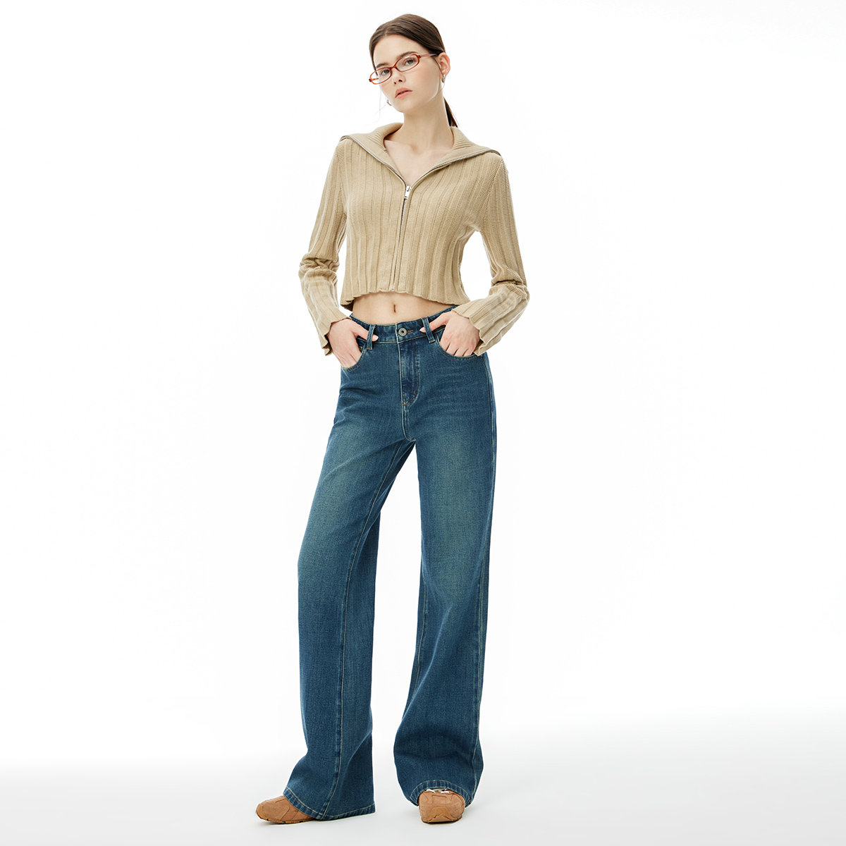 花甲子同款高端2024冬季新款四面弹牛仔长裤女高腰宽松直筒喇叭裤