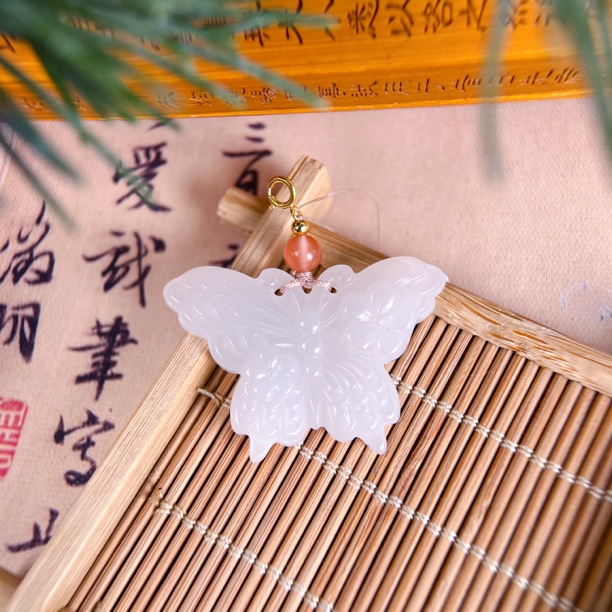 正宗新疆和田玉羊脂白玉蝴蝶挂坠大号上等品质送妈妈送女友