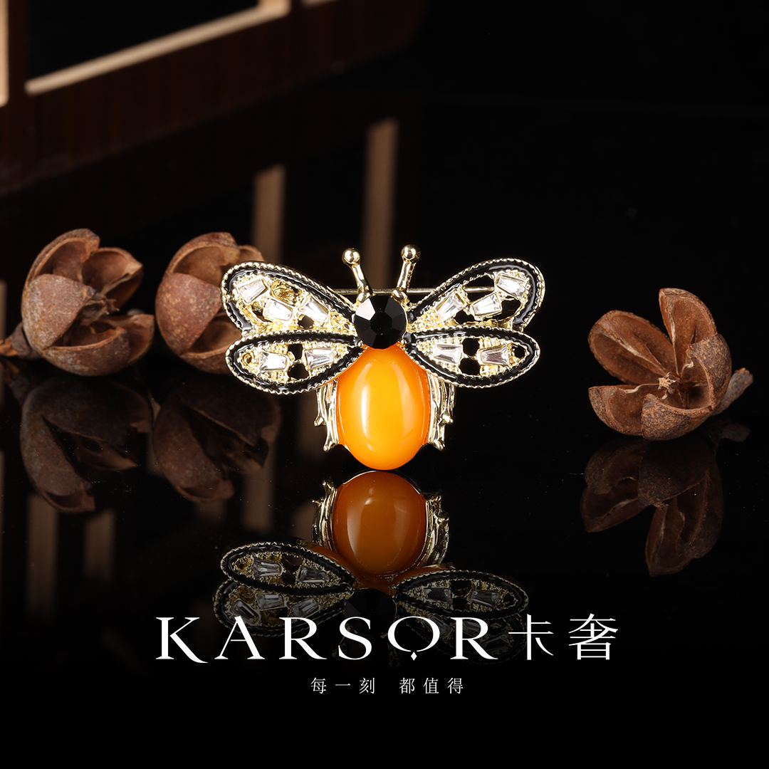 KARSOR/卡奢天然 老蜜蜡 胸针 XZ082