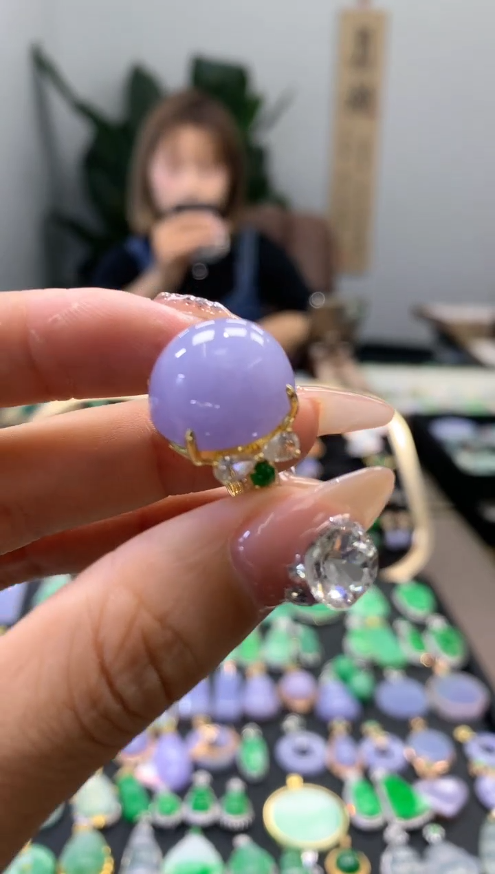 【闪购商品】翡翠颈饰18K金镶嵌戒指