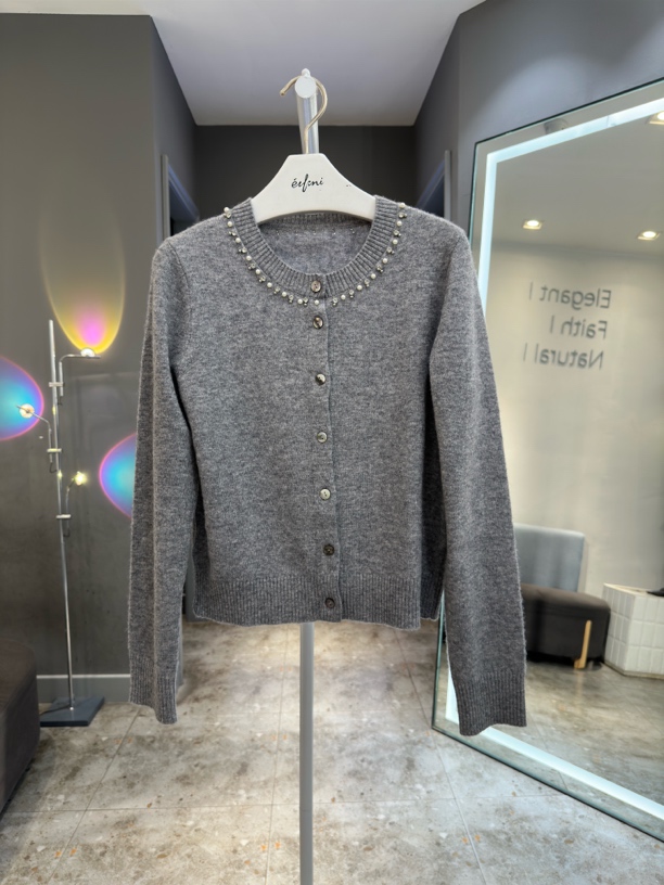 专柜2024冬款烟灰开衫针织衫1FA231263