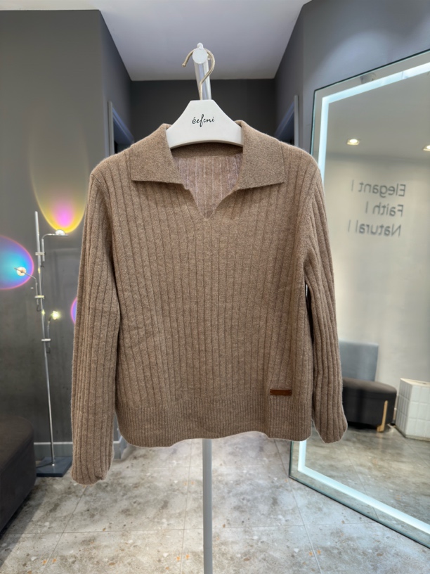 专柜2024冬款暮秋驼羊绒衫1FA432701G