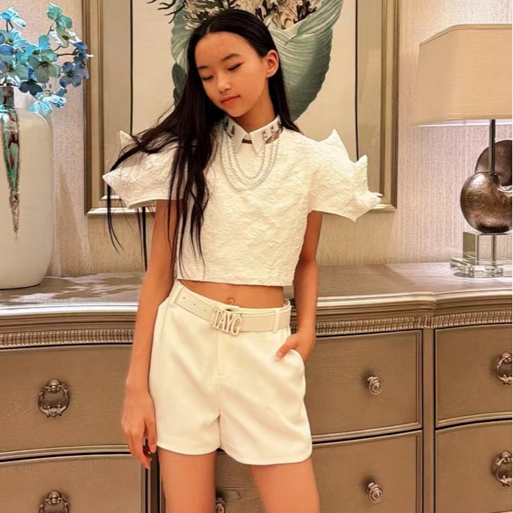 新款休闲显瘦气质短款百搭外套设计感白色提花外套复古韩版ins