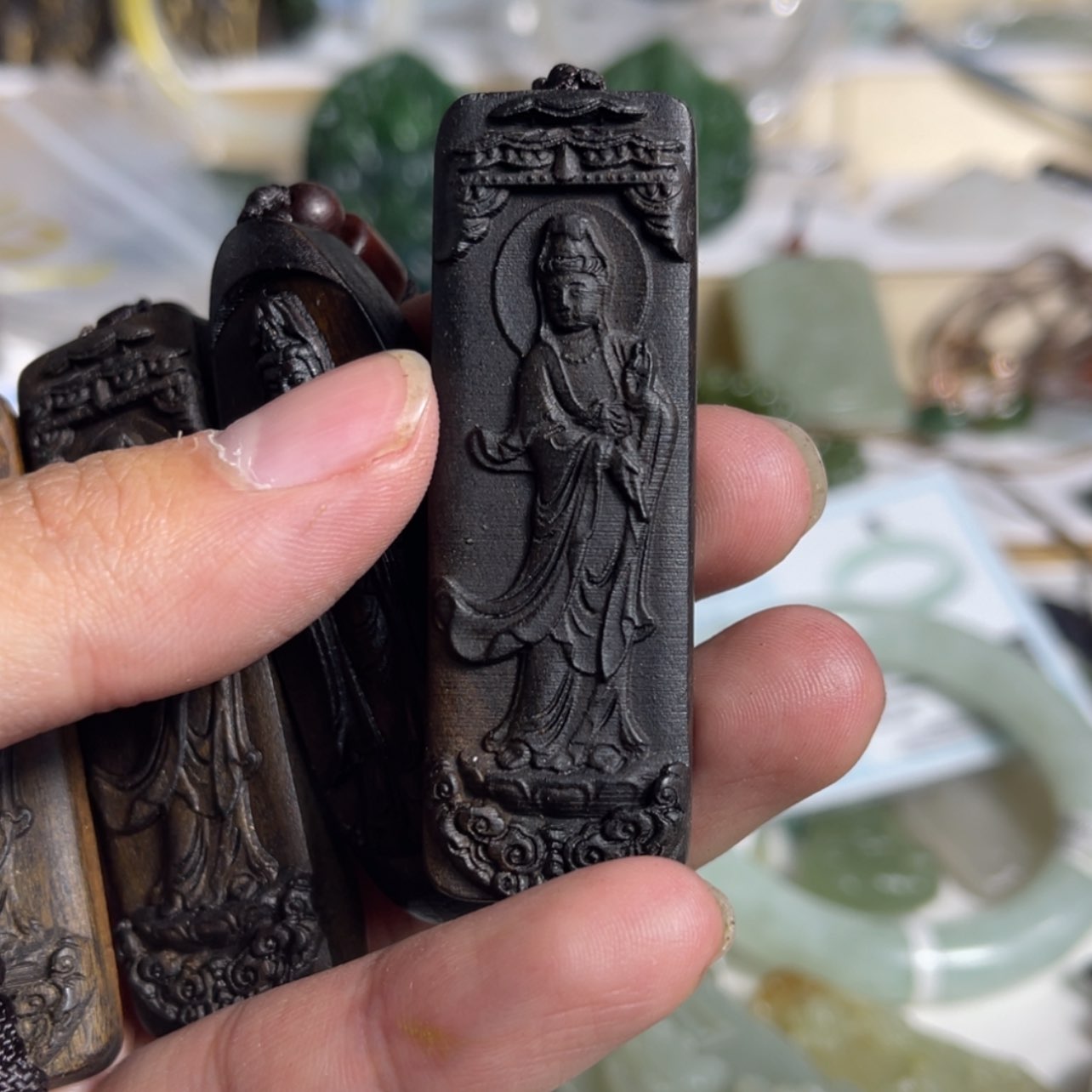 【闪购商品】沉香根雕鑫*?