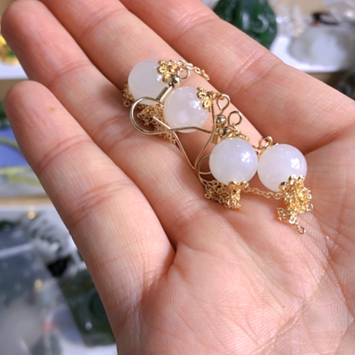 【闪购商品】和田玉（糖玉）颈饰未镶嵌持***?