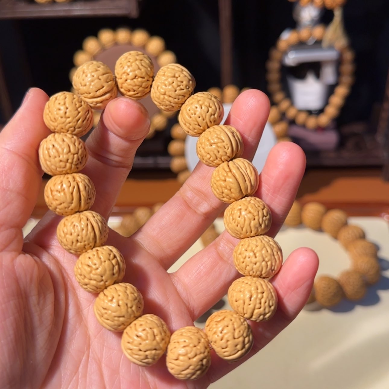 【闪购商品】桃核吊坠史*德