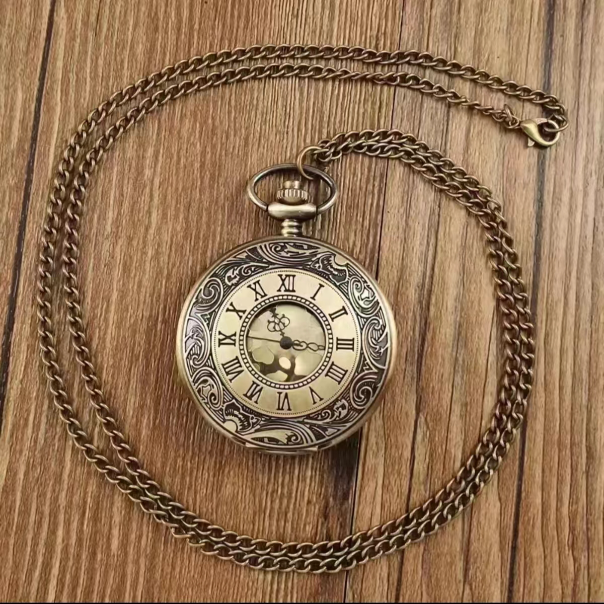 以直播间实物为准 全新库存机械表 配件 不喜欢不要拆膜 不要佩戴