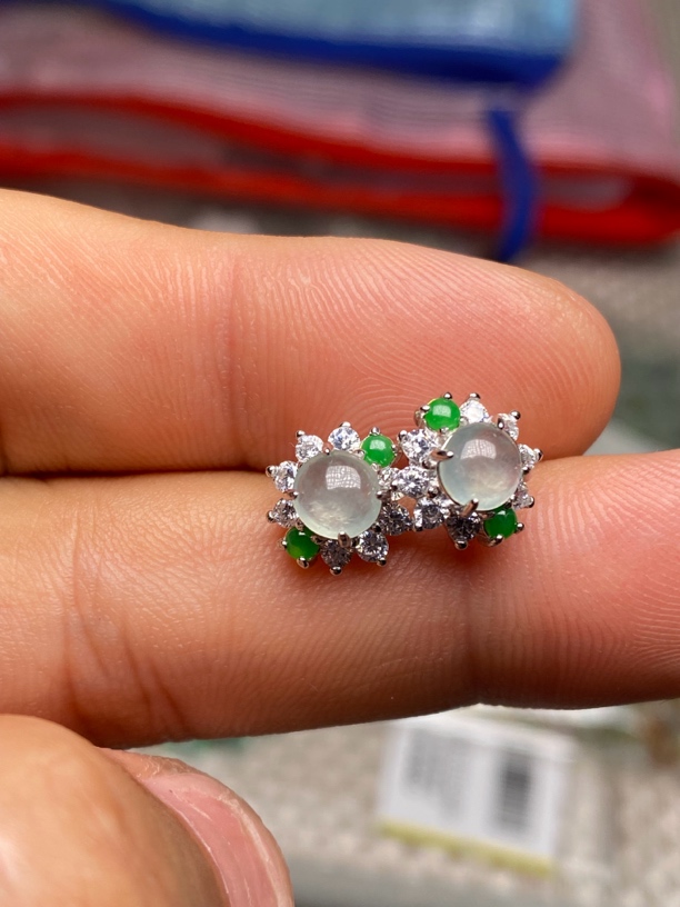 缅甸天然翡翠时尚耳钉