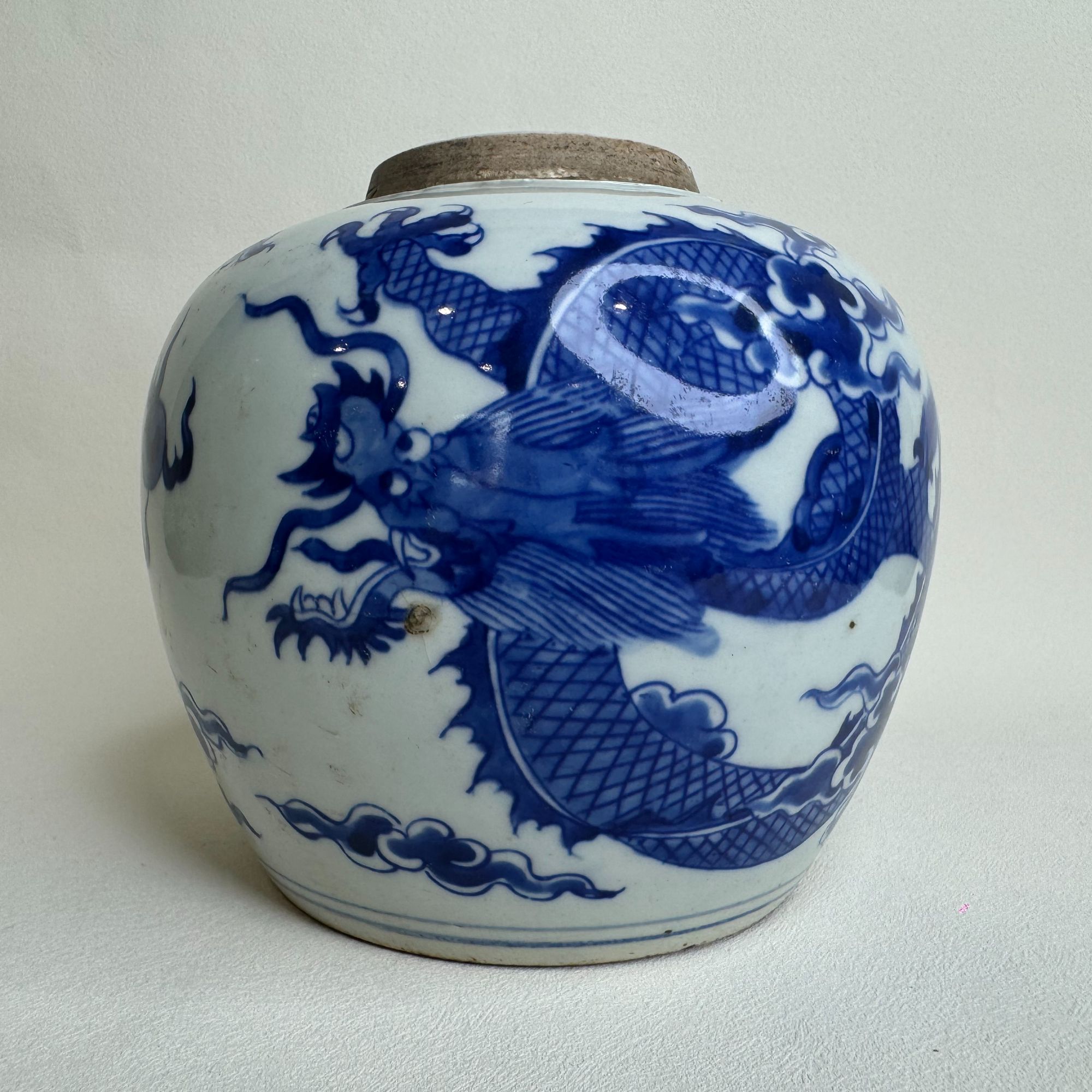 双圈款青花龙纹罐