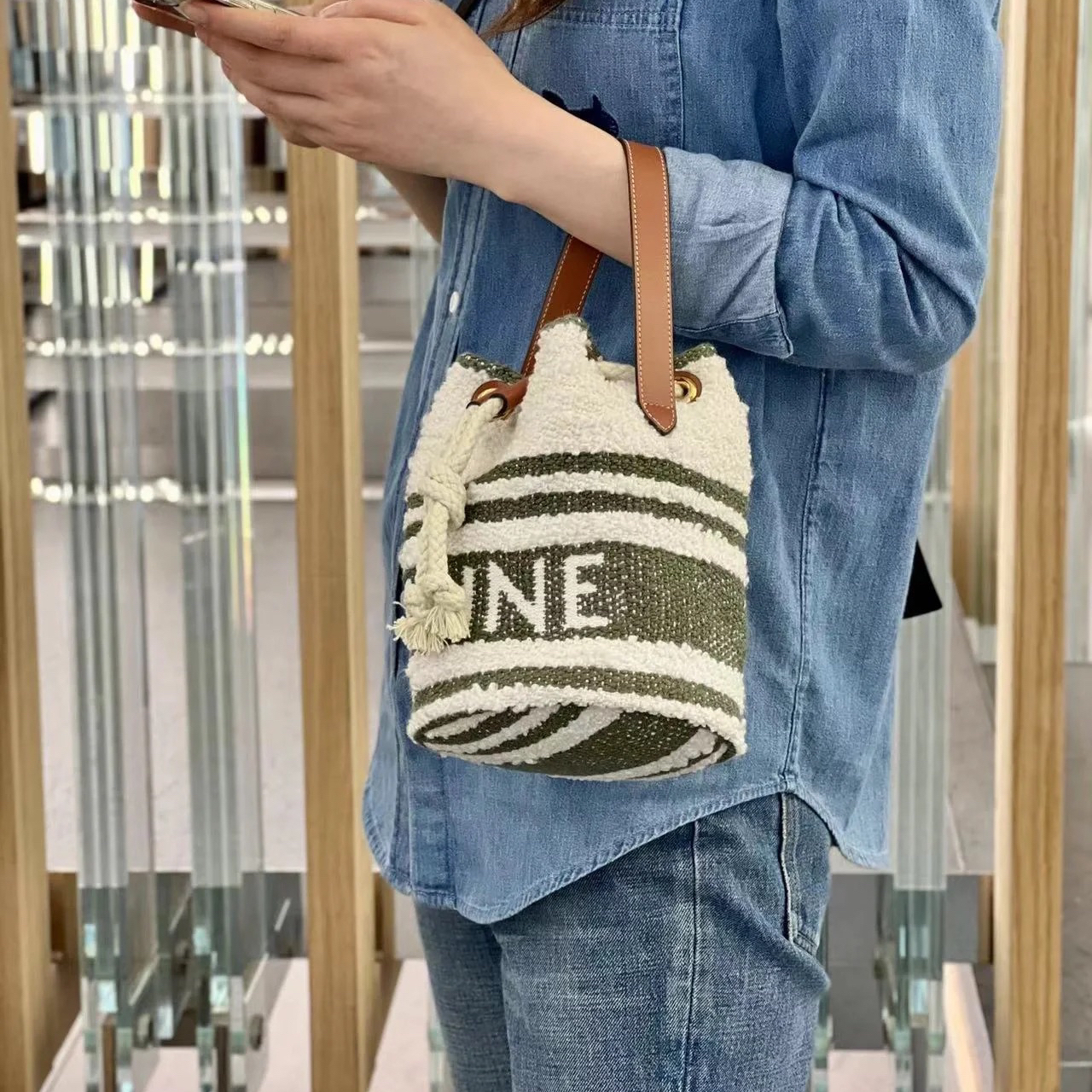 99新 Celine/思琳 celine毛巾手提包/99新